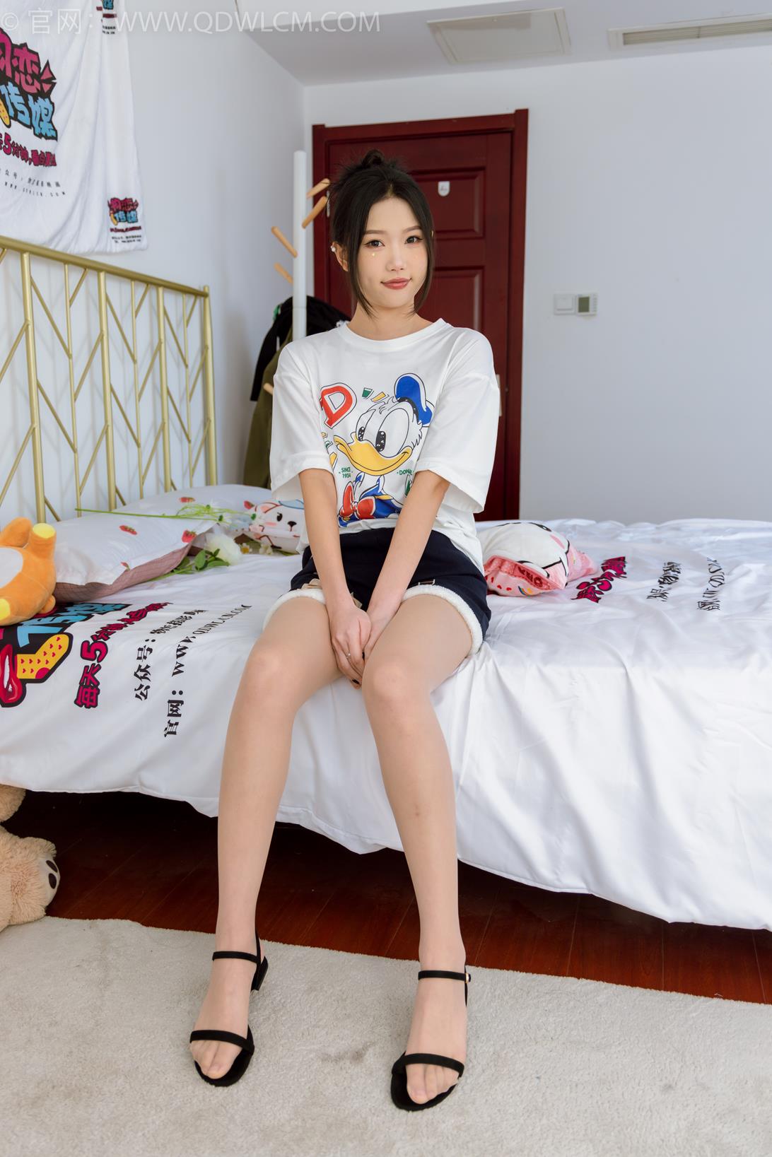 勿恋传媒1946期小竹夜色 [150P/1V/3.89G]插图1