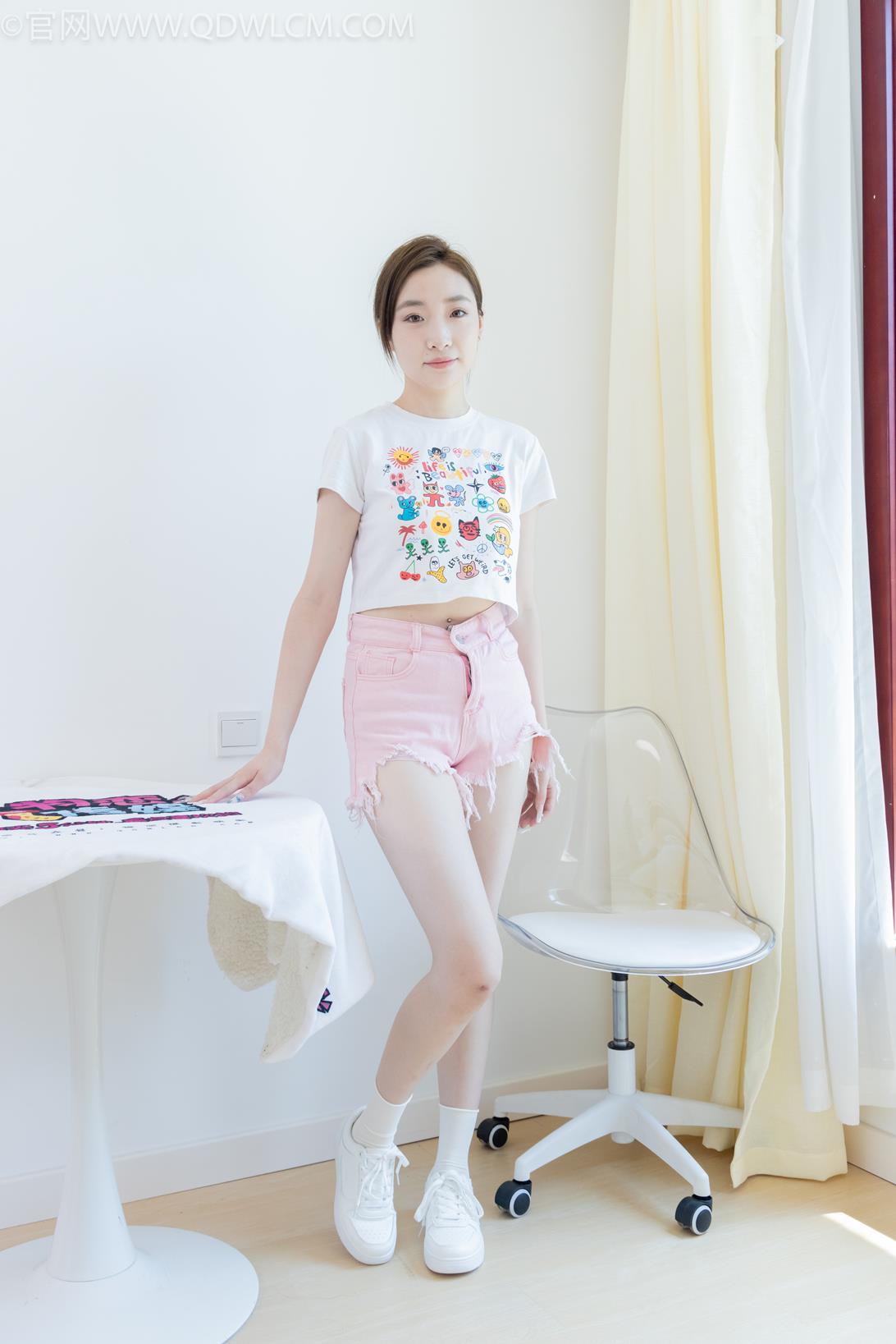 勿恋传媒 1999期 恬恬-向云端 [156P/1V/4.4G]插图