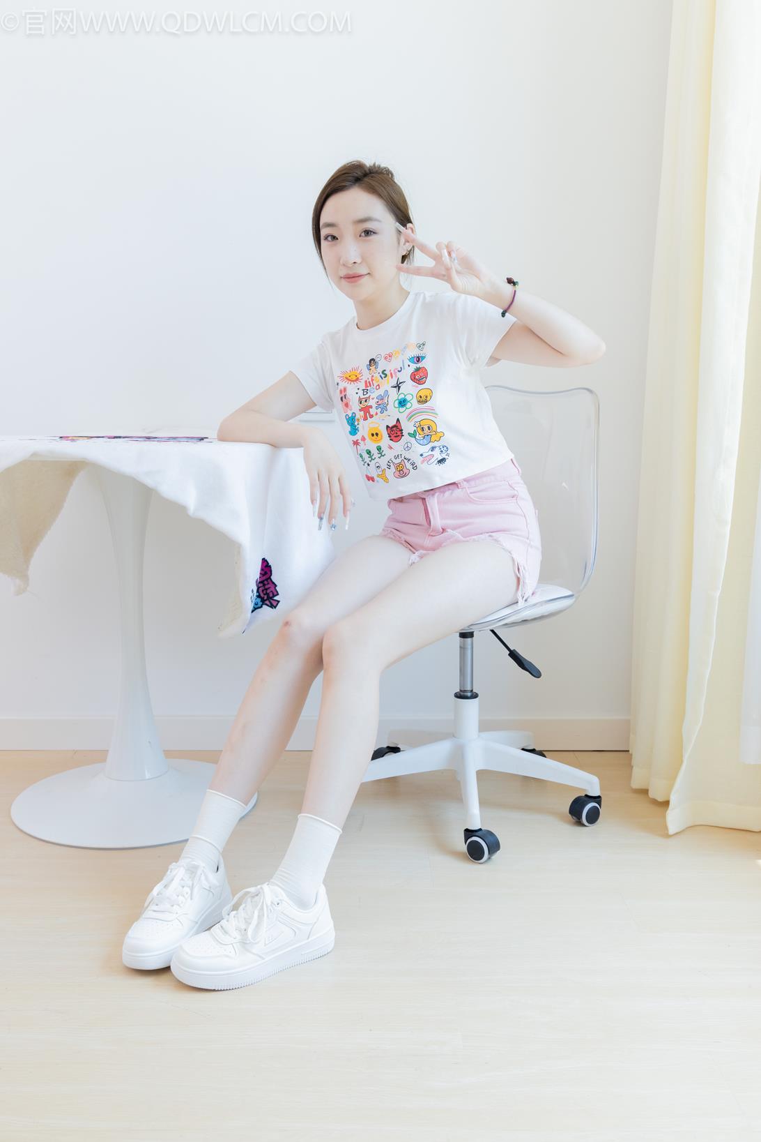 勿恋传媒 1999期 恬恬-向云端 [156P/1V/4.4G]插图5