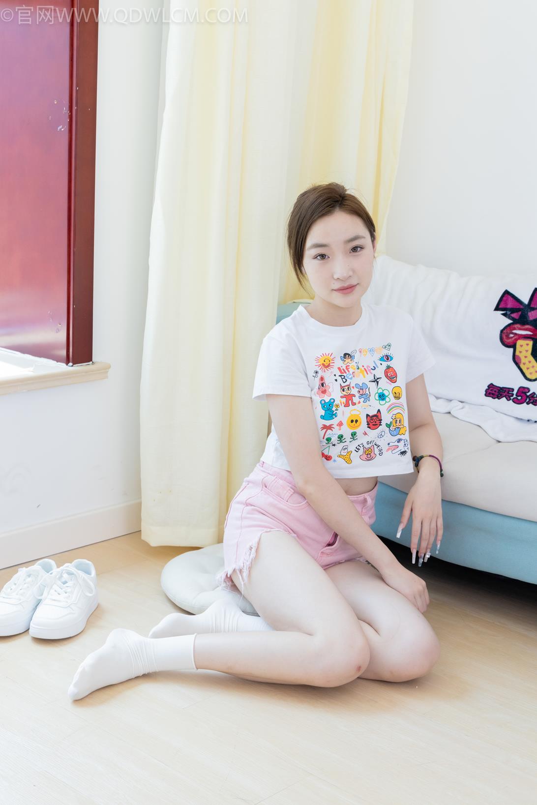 勿恋传媒 1999期 恬恬-向云端 [156P/1V/4.4G]插图4