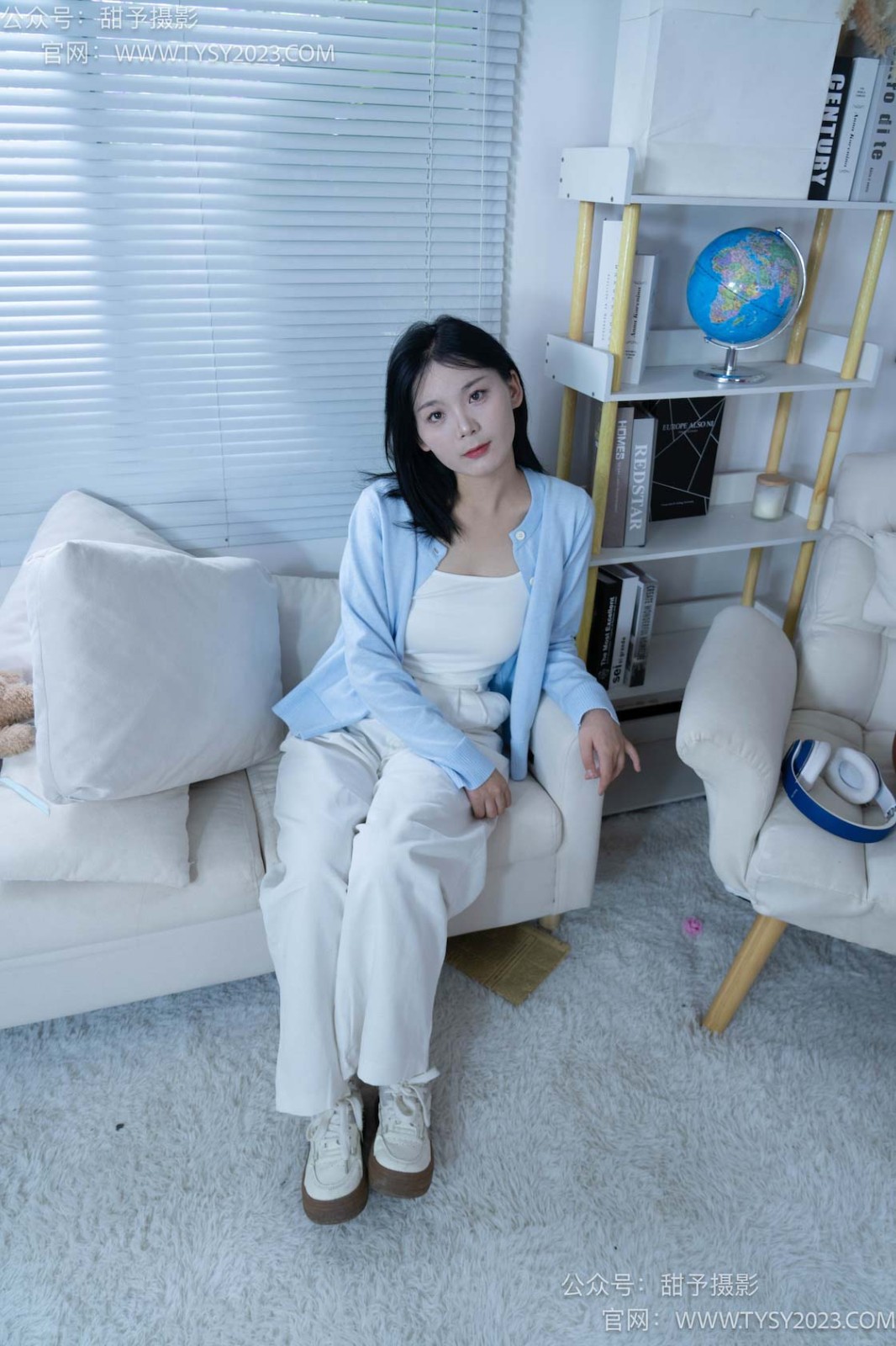 甜予摄影 NO.060 梨子-板鞋、脏白棉袜、裸足 [114P/2V/9.37GB]插图3