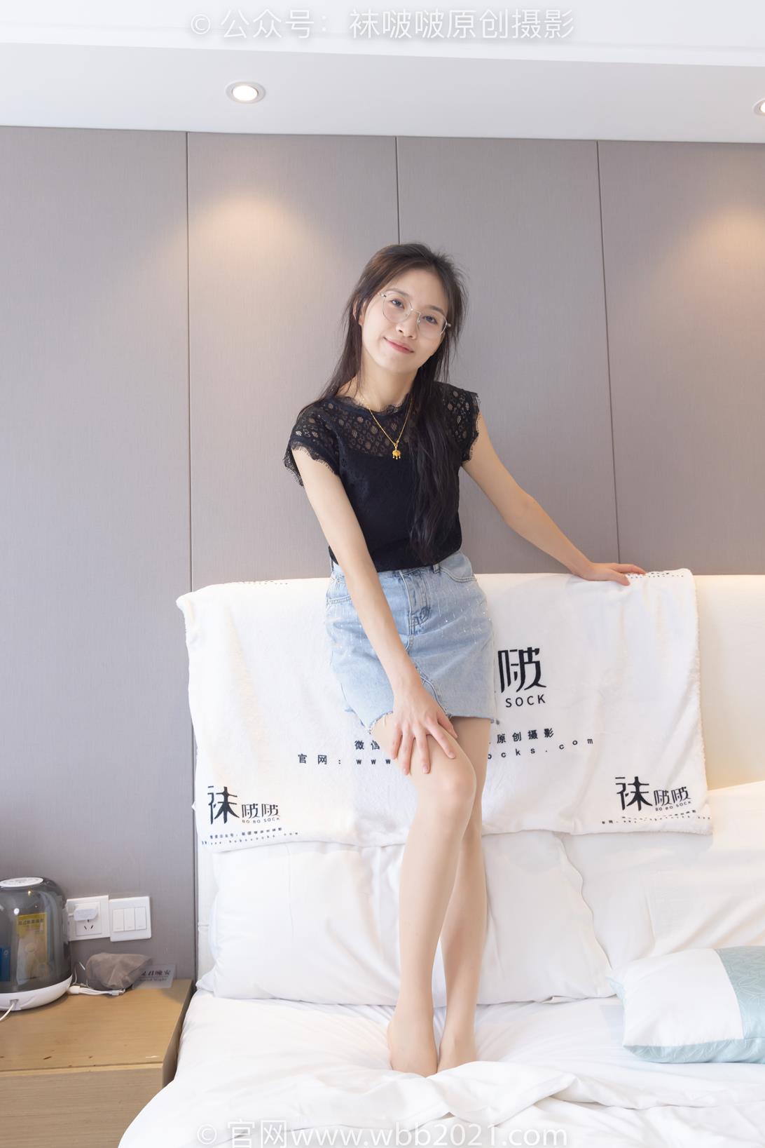 袜啵啵 380期花絮版 芝士高跟凉鞋平底鞋肉丝脚[150P/1V/5.9G]插图8