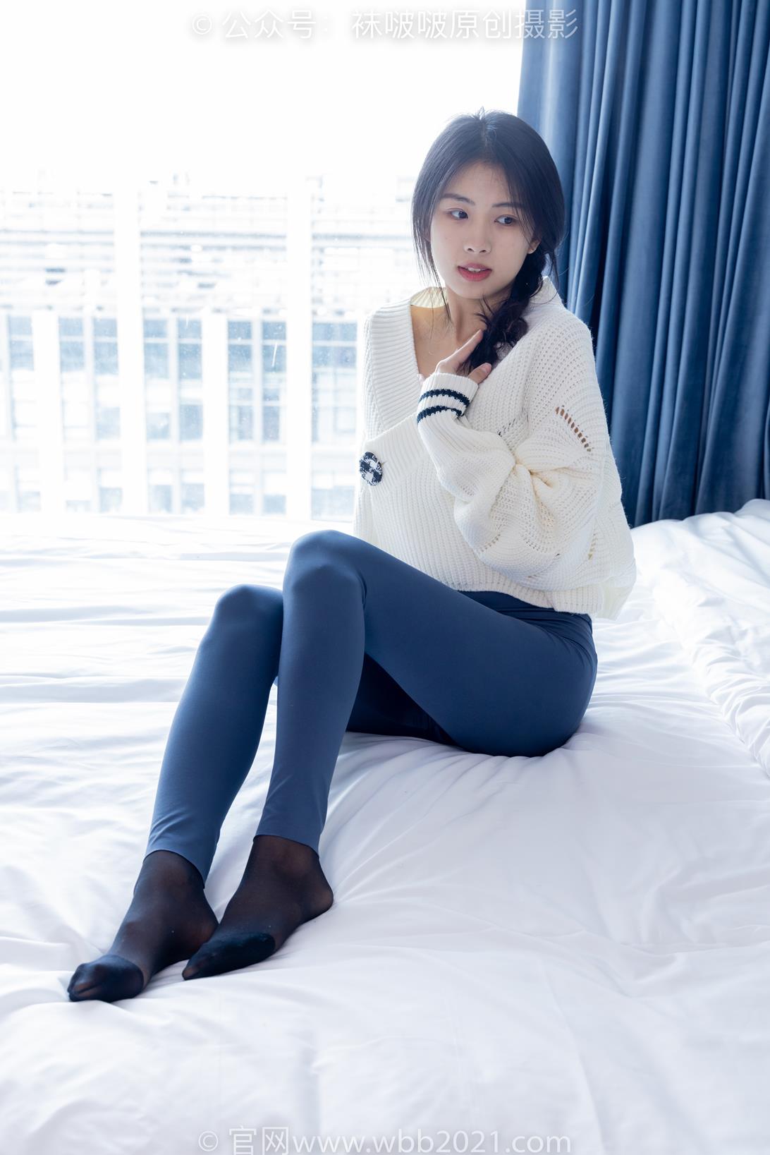 袜啵啵 389期花絮版 奶油长靴高跟凉鞋黑丝脚尖加固瑜伽裤库里丝裸足[190P/1V/7.96G]插图