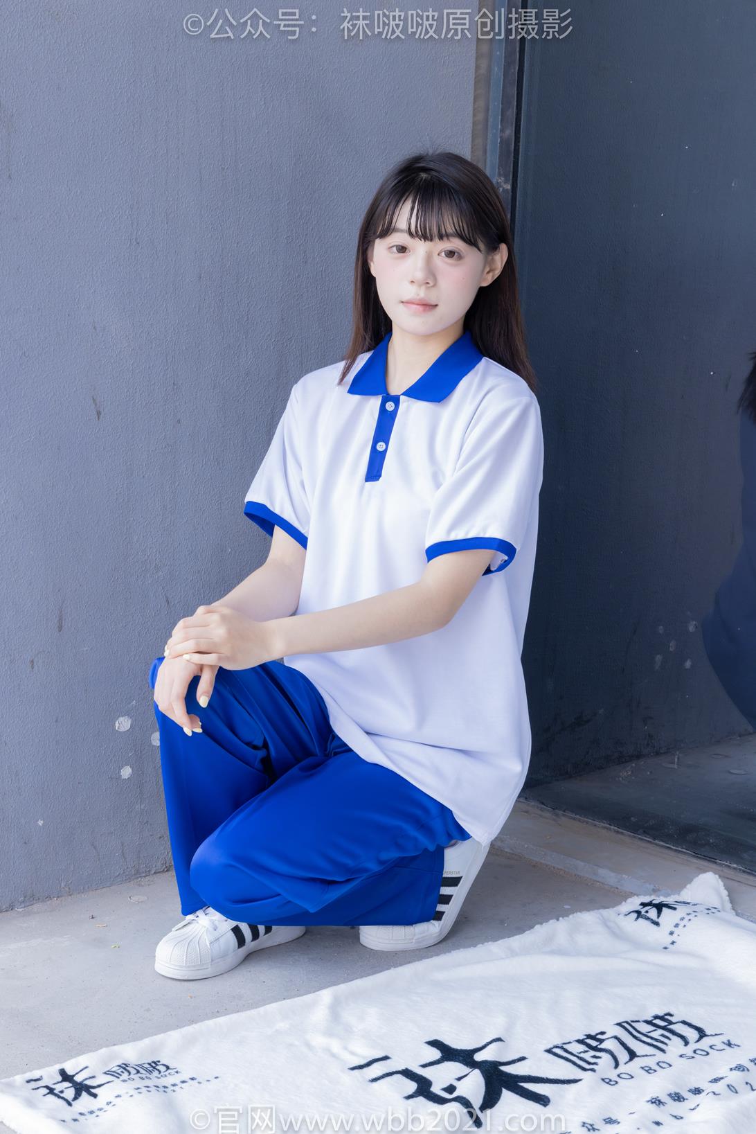 袜啵啵 393期花絮版 糯米板鞋白棉袜裸足校服[150P/1V/7.02G]插图2