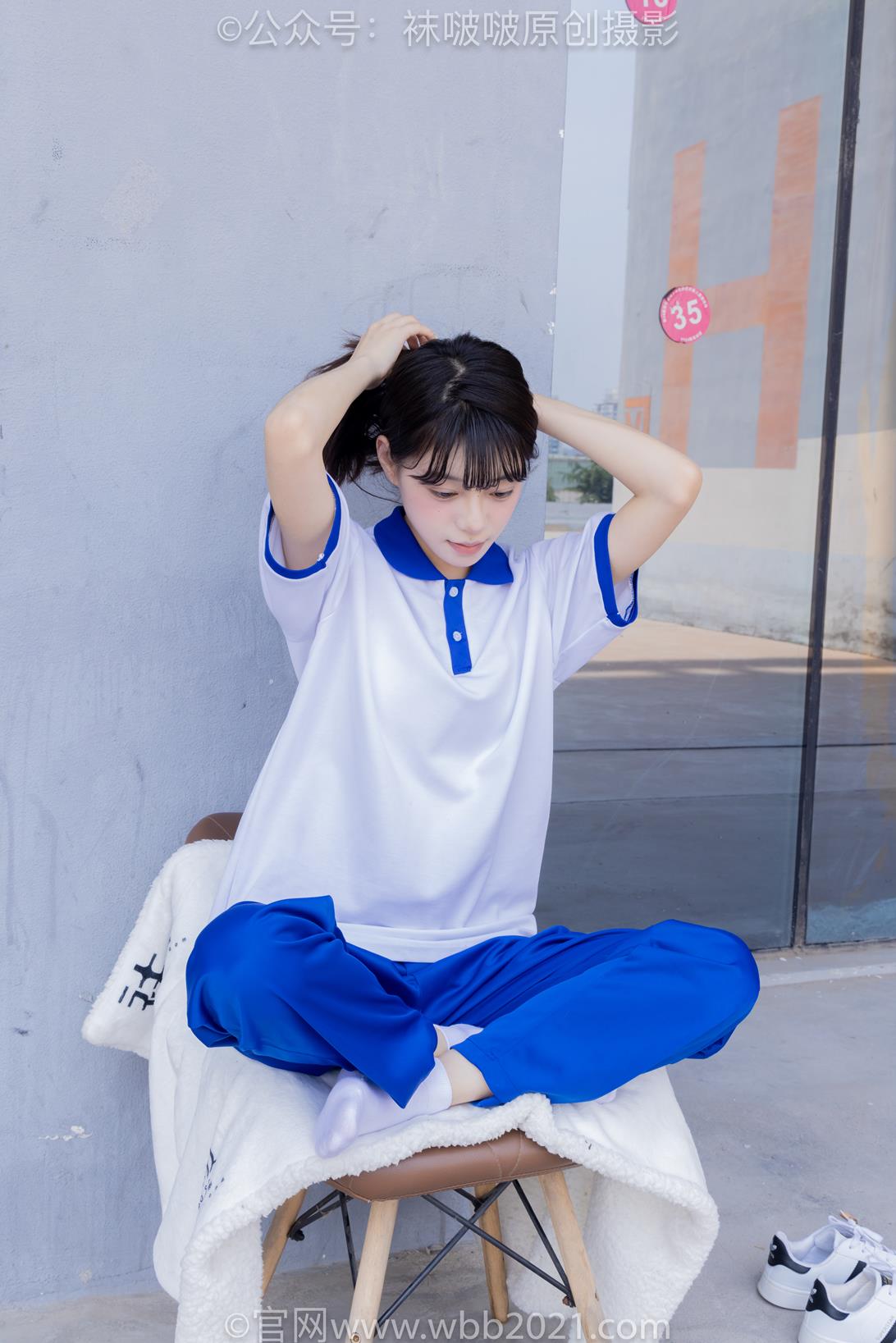 袜啵啵 393期花絮版 糯米板鞋白棉袜裸足校服[150P/1V/7.02G]插图5