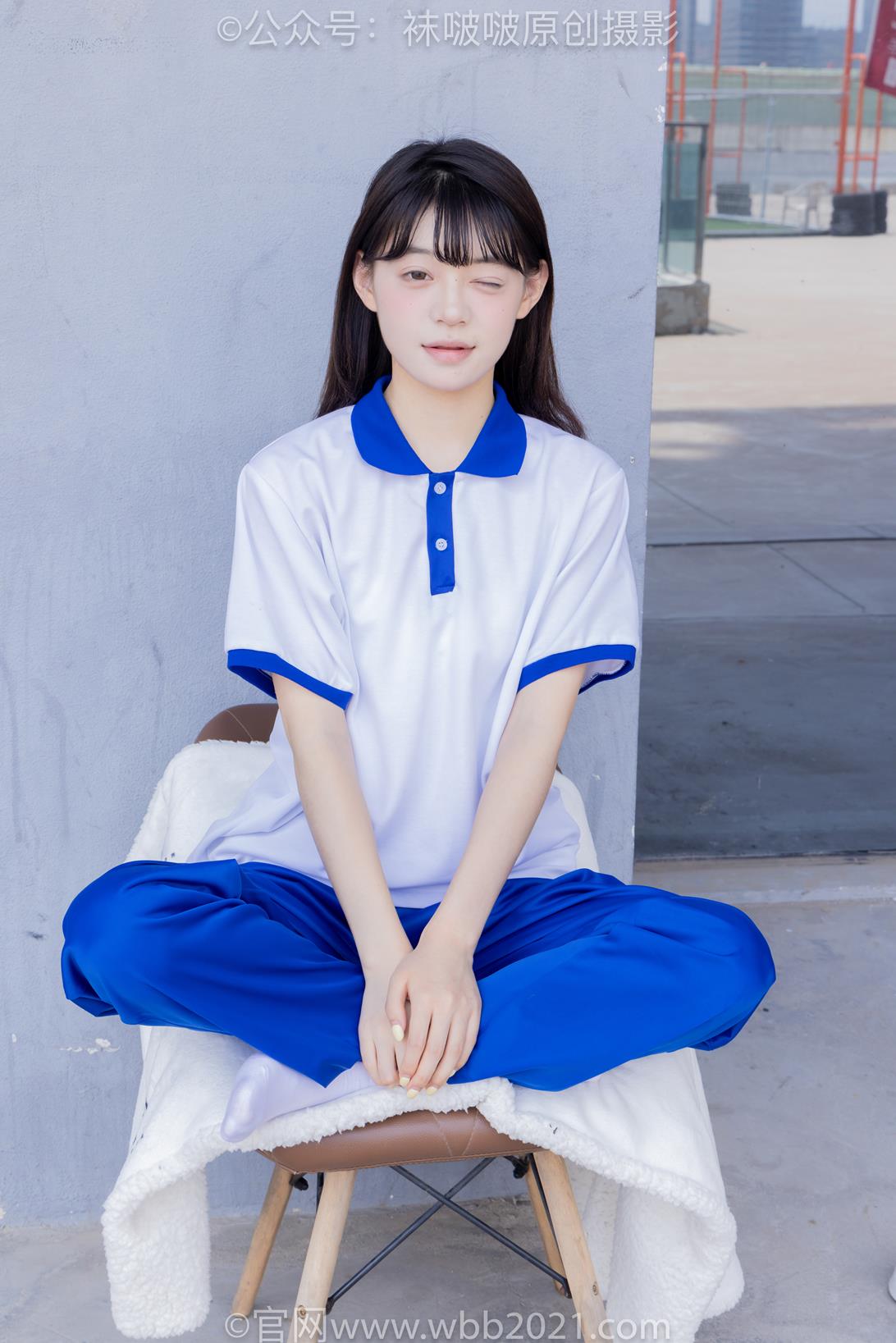 袜啵啵 393期花絮版 糯米板鞋白棉袜裸足校服[150P/1V/7.02G]插图6