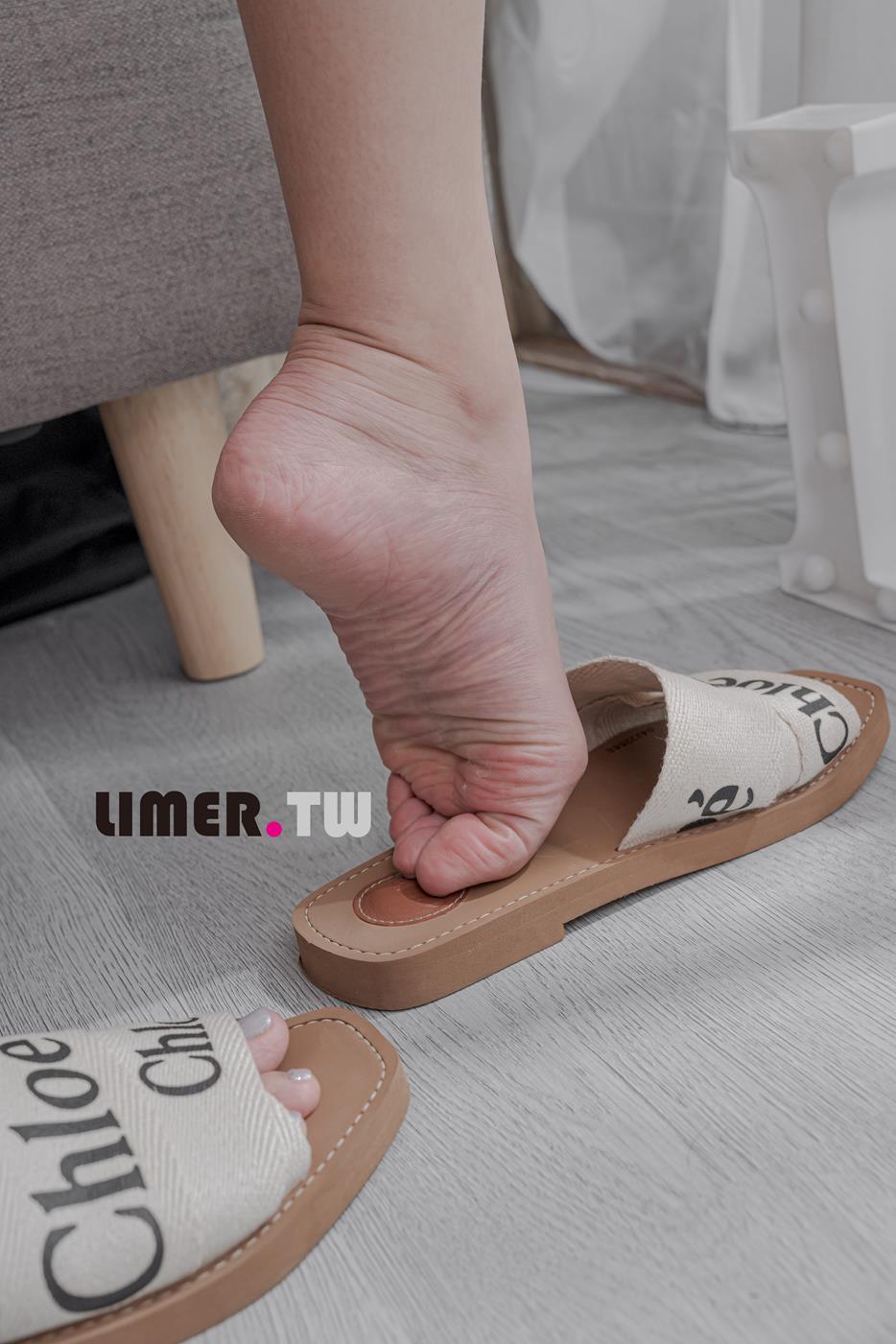 LimerenceJaly08指甲油裸足带3D视频[181P/4V/6.33G]插图1