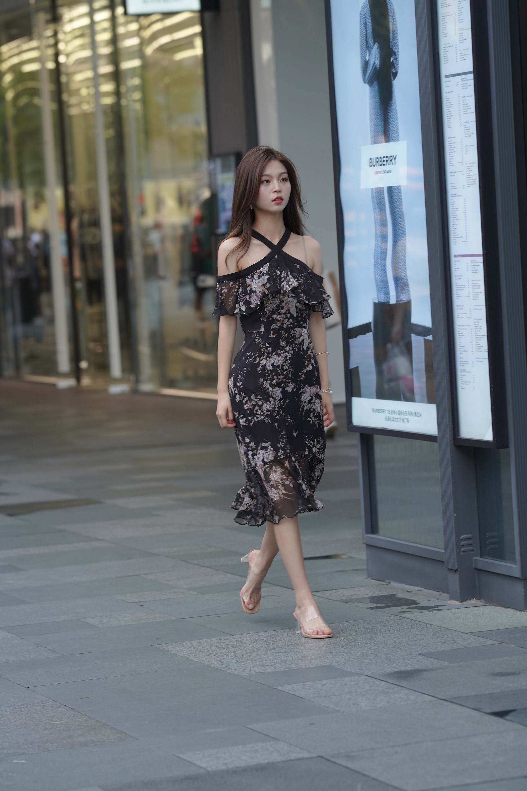 精选街拍作品 NO.3010 气质纱裙[56P/156MB]插图