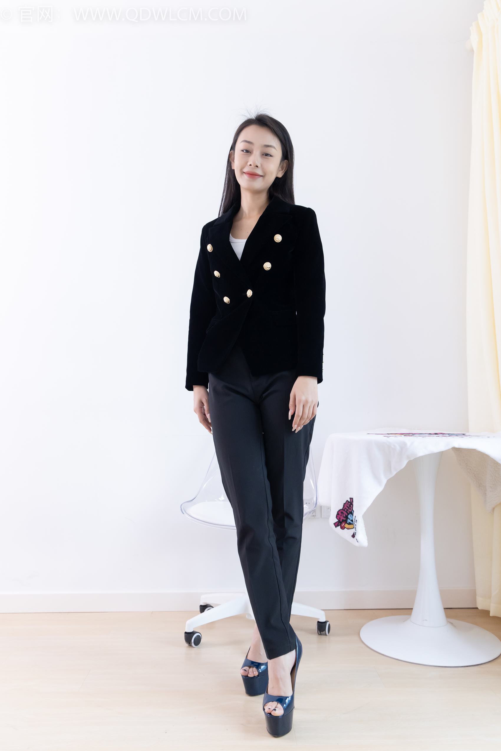 勿恋传媒 NO.1954 岚岚-悲伤情歌[170P/1V/5.75GB]插图1