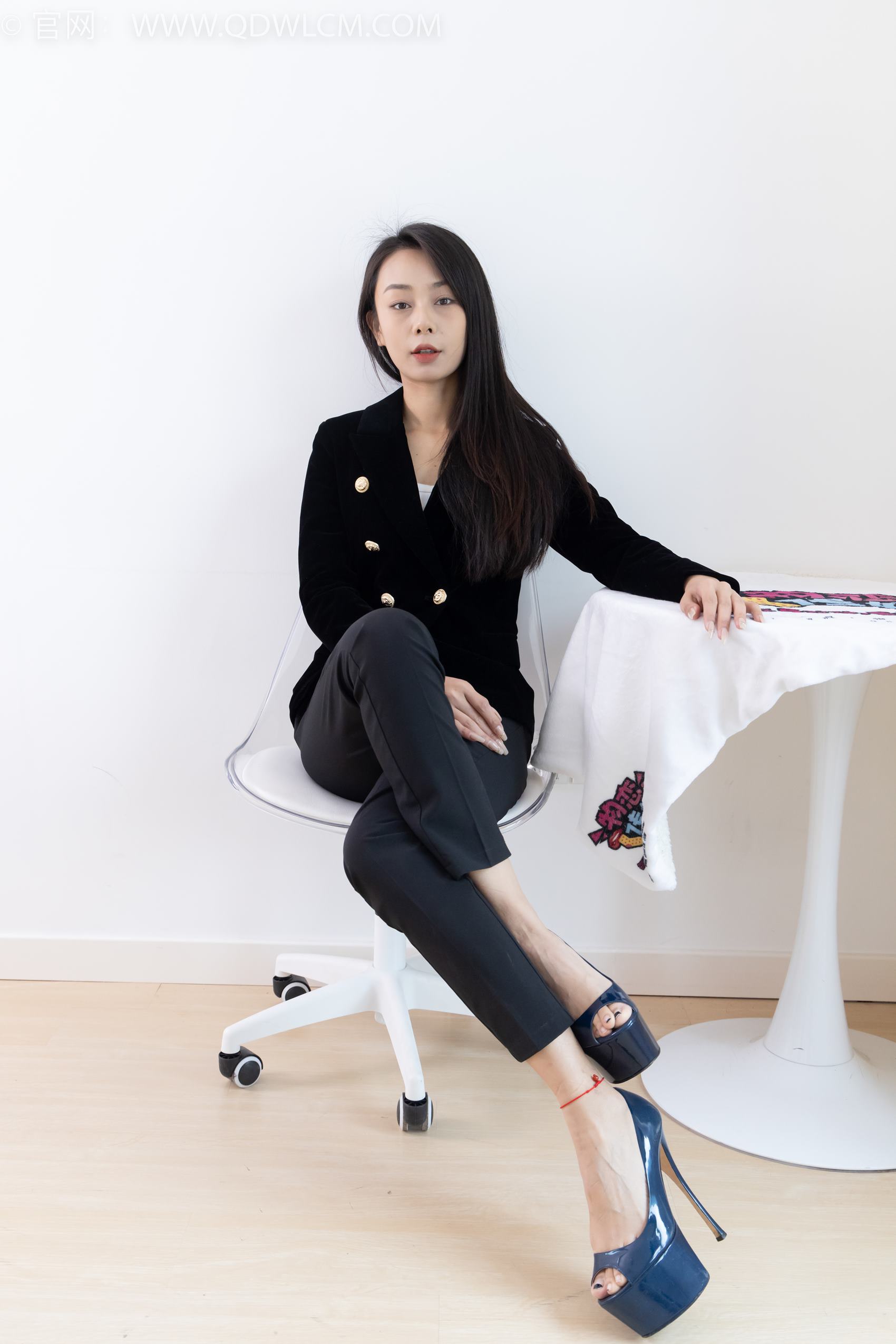 勿恋传媒 NO.1954 岚岚-悲伤情歌[170P/1V/5.75GB]插图2