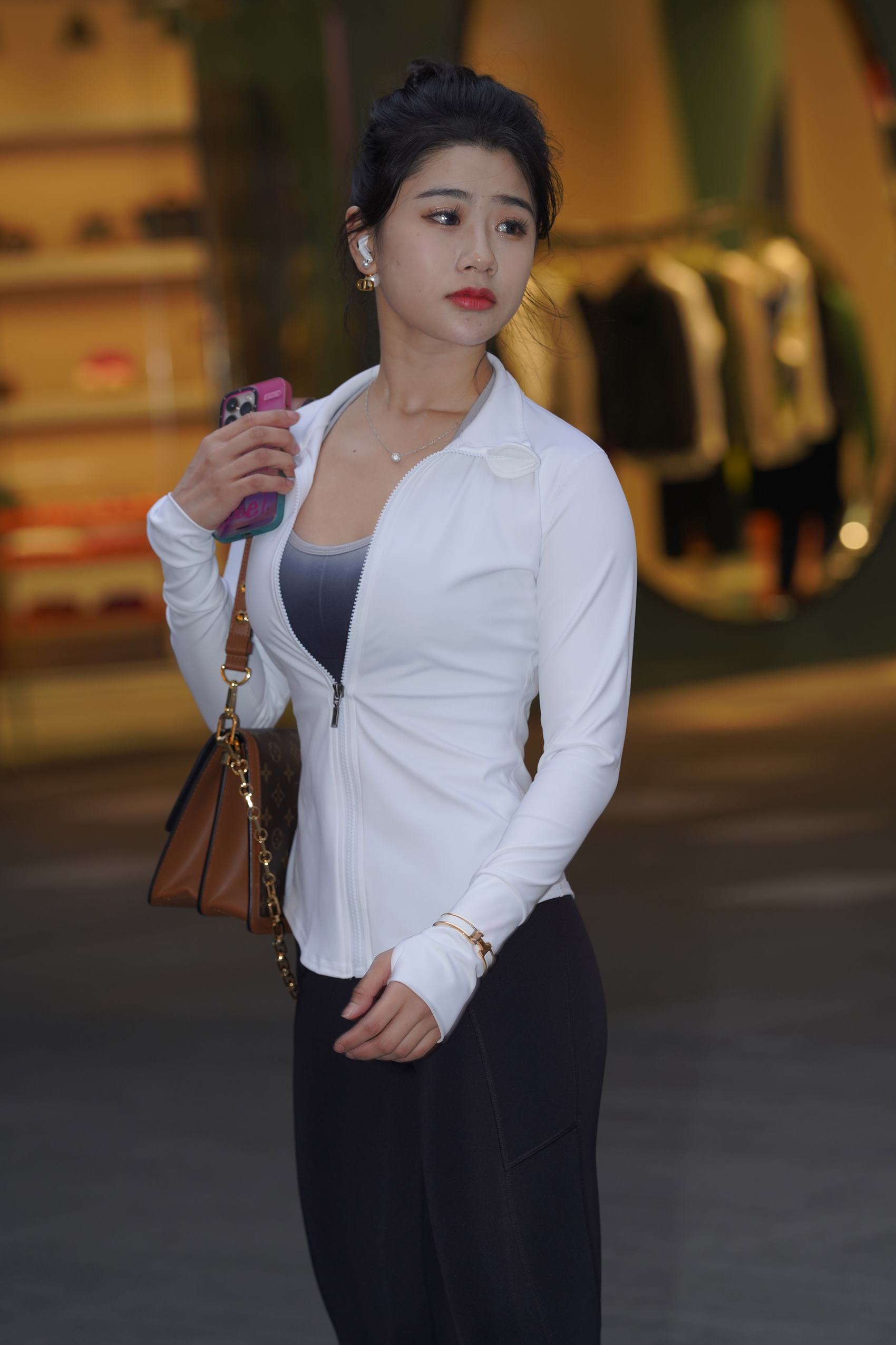 精选街拍作品 NO.2912 黑白搭配活力青春[109P/274MB]插图3