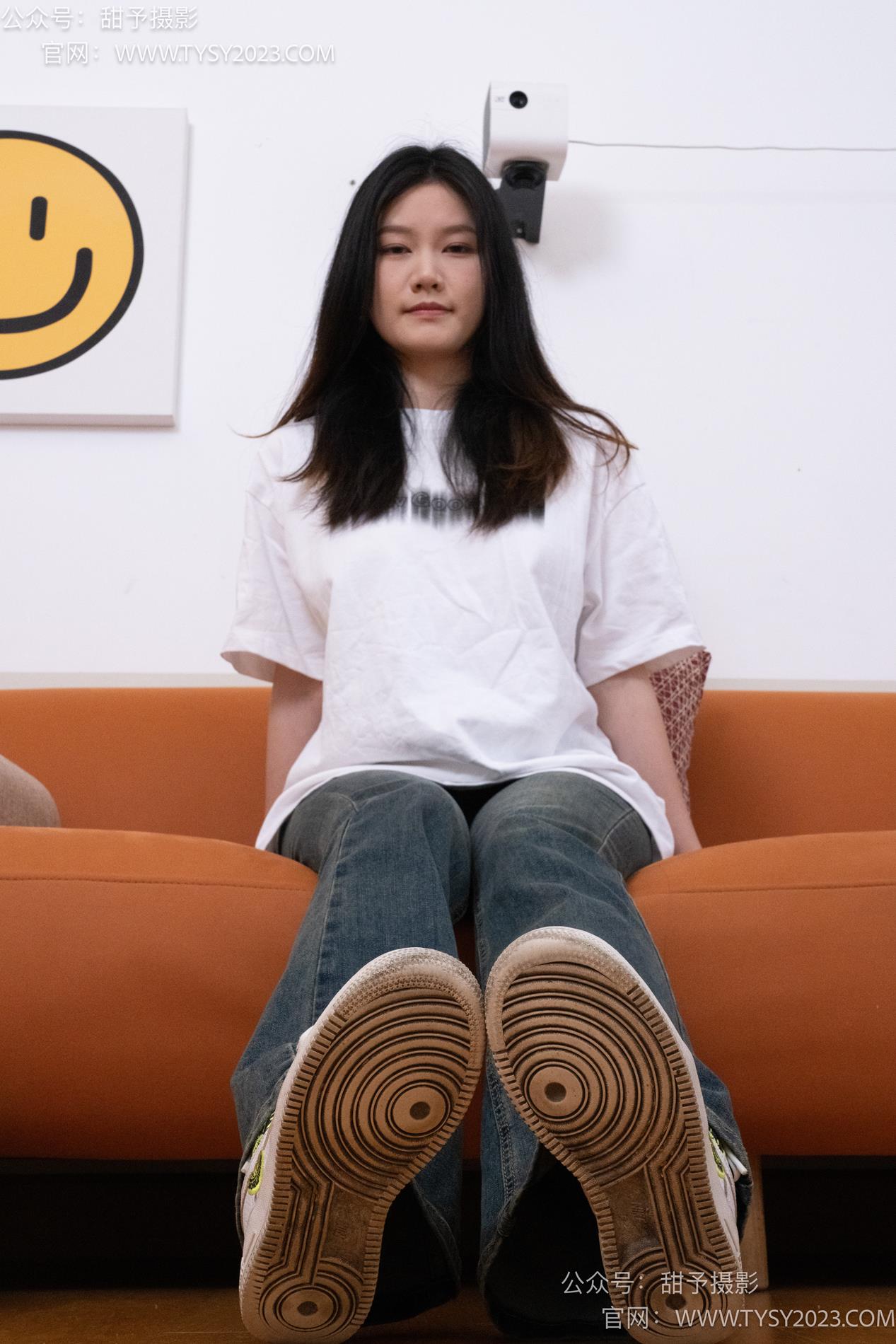 甜予摄影 070期：松松-板鞋、白棉袜、裸足[122P/2V/9.72G]插图8