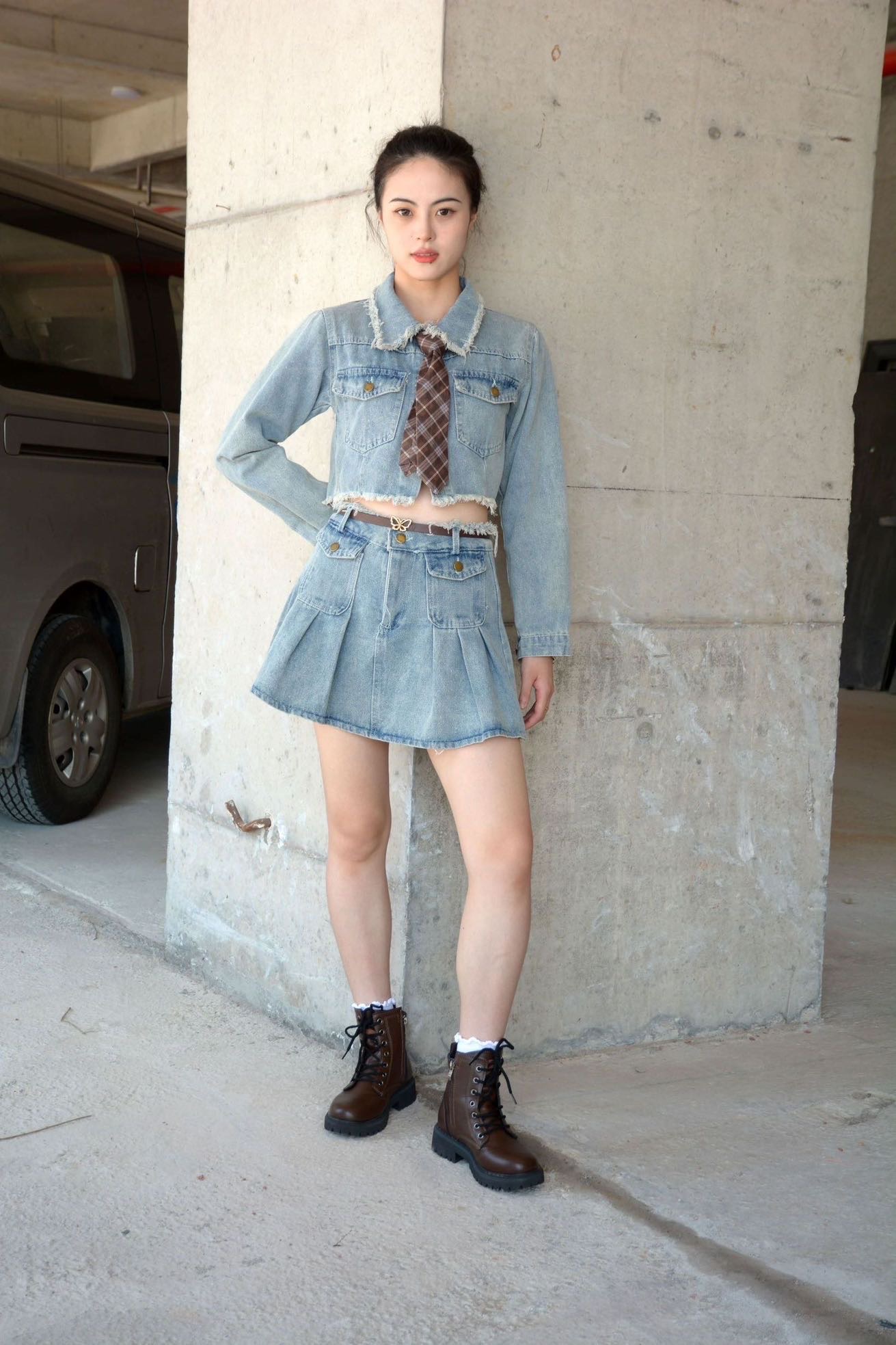 百合照片100P+花絮-025普通版/冰糖~《牛仔女孩》酷酷的我身穿一套牛仔装想策马奔腾了！[100P/1V/4.22G]插图8