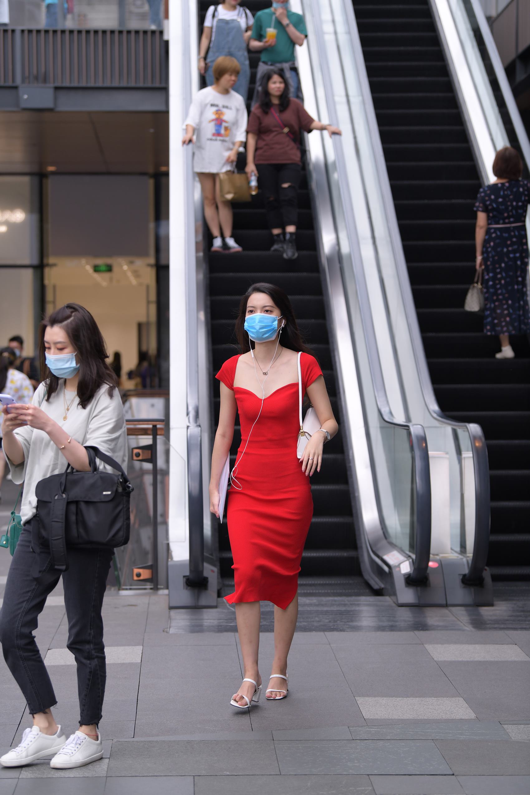 精选街拍作品 NO.3061 火红毛线长裙[76P/131MB]插图1