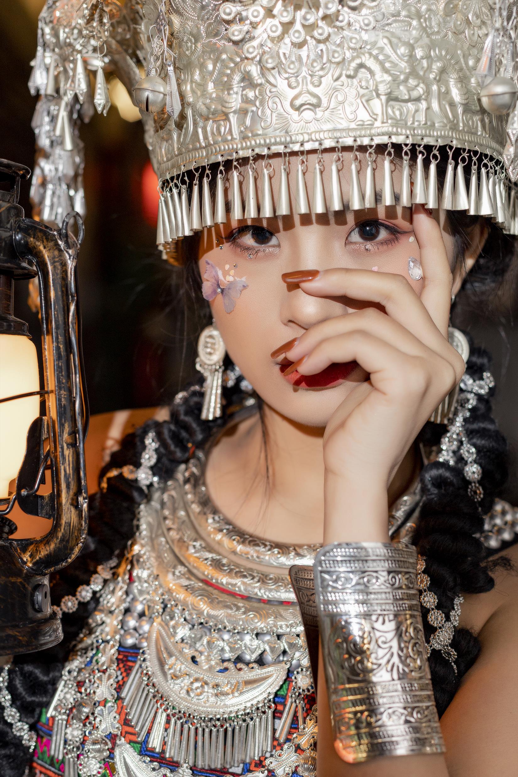 [YITUYU艺图语]2022.10.27 苗哈小可爱 覃柳芳[20+1P/351MB]插图2