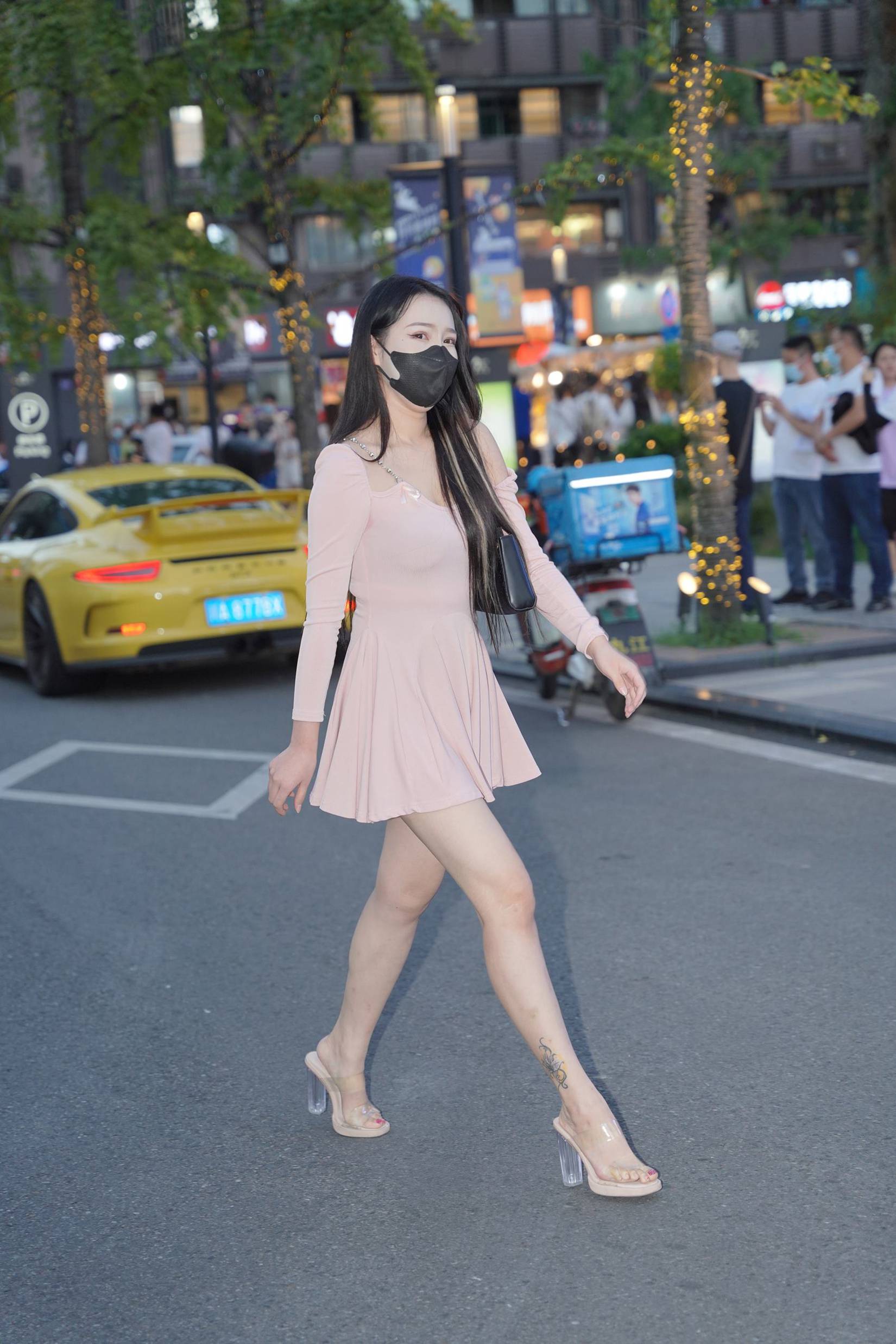 精选街拍作品 NO.3036 粉裙女神[64P/201MB]插图2