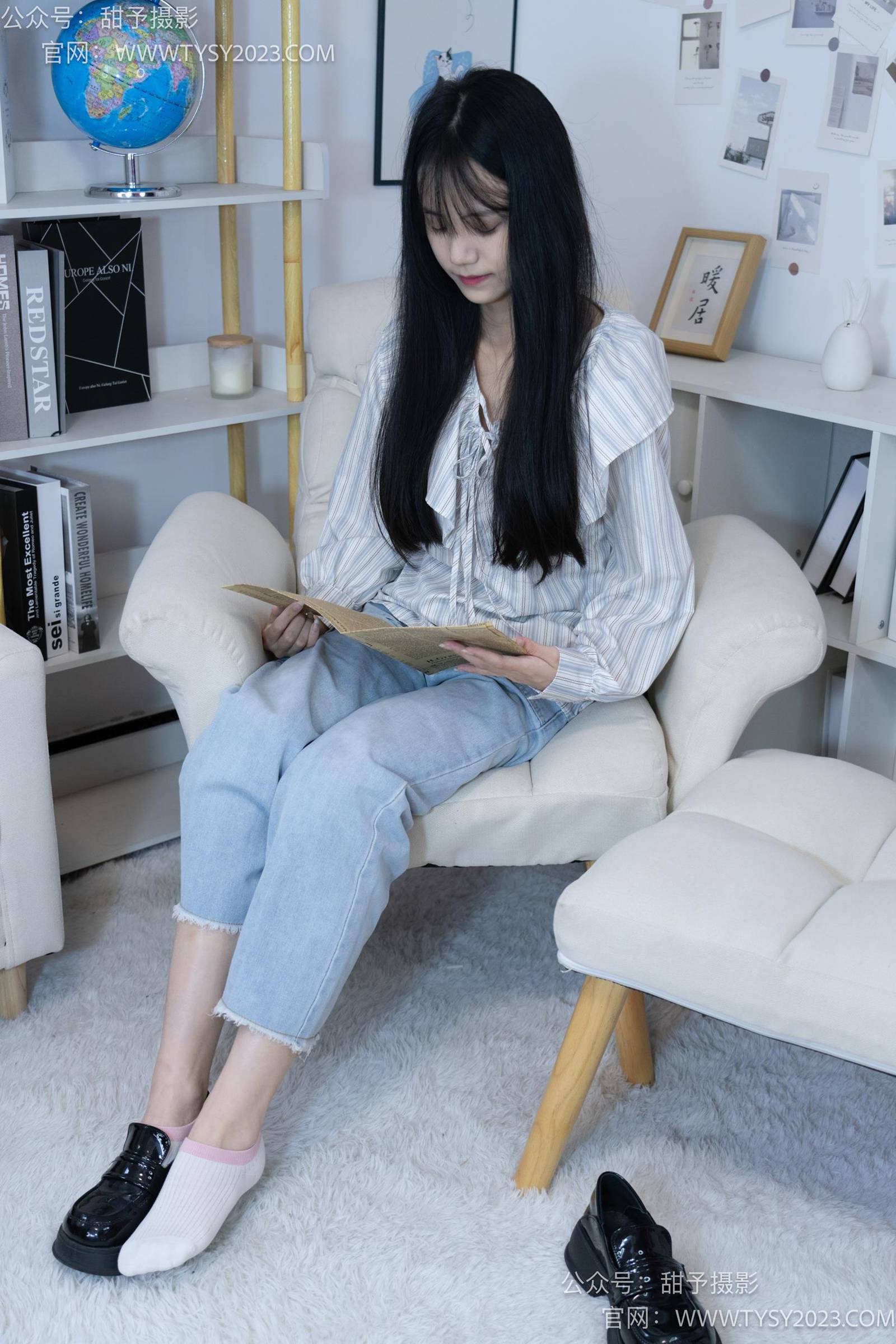甜予摄影 NO.028 胡桃-皮鞋、白棉袜、裸足[124P/2V/10.0GB]插图2