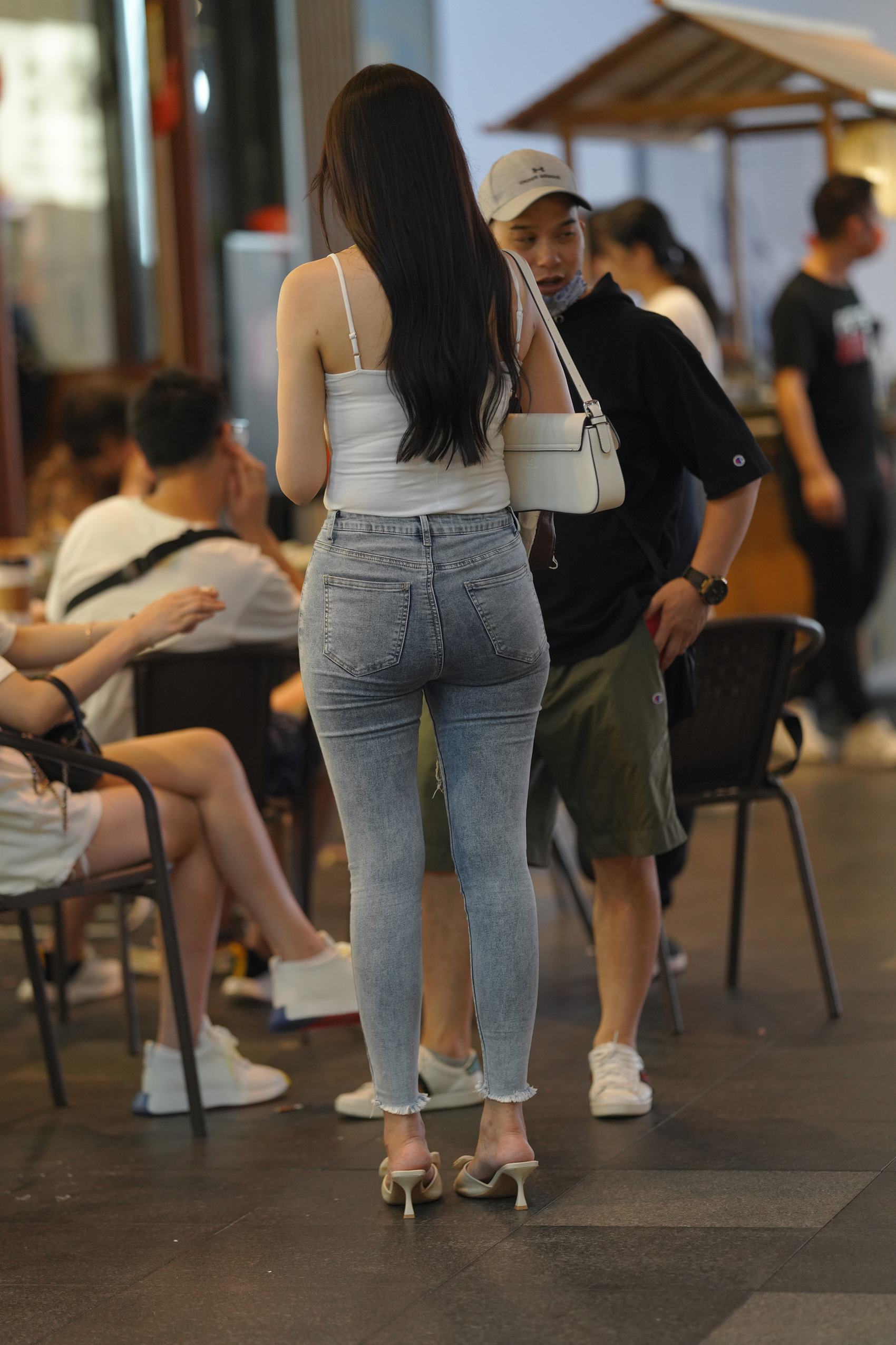 精选街拍作品 NO.3029 牛仔裤美臀好身材[55P/170MB]插图3