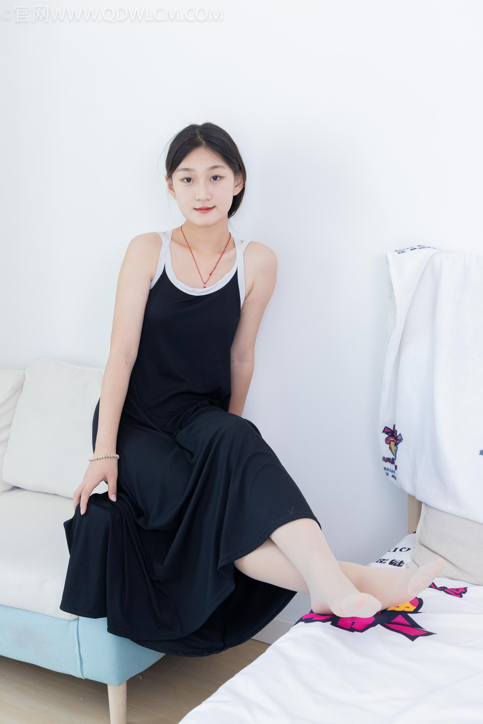 勿恋传媒 NO.1998 豆沙-新人驾到[155P/1V/4.71GB]插图4