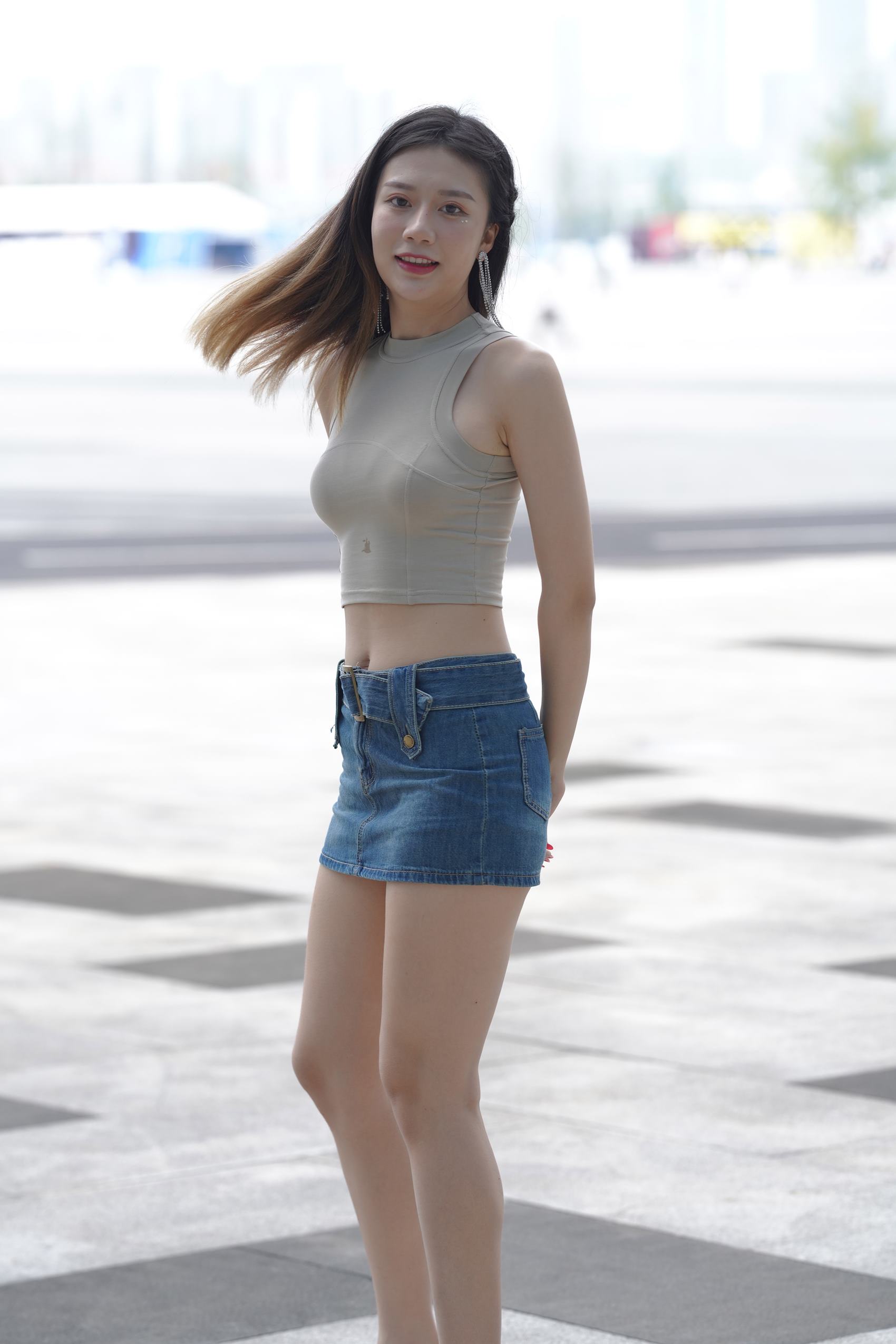 精选街拍作品 NO.3628 蓝色短裙小蛮腰凉高[139P/323MB]插图4