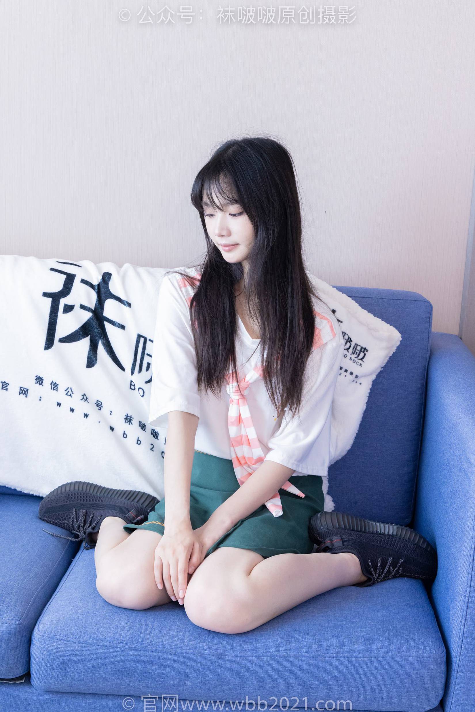 [BoBoSocks袜啵啵]NO.394 甜甜圈-运动鞋、白船袜、裸足、裸足[140P/1V/6.78GB]插图