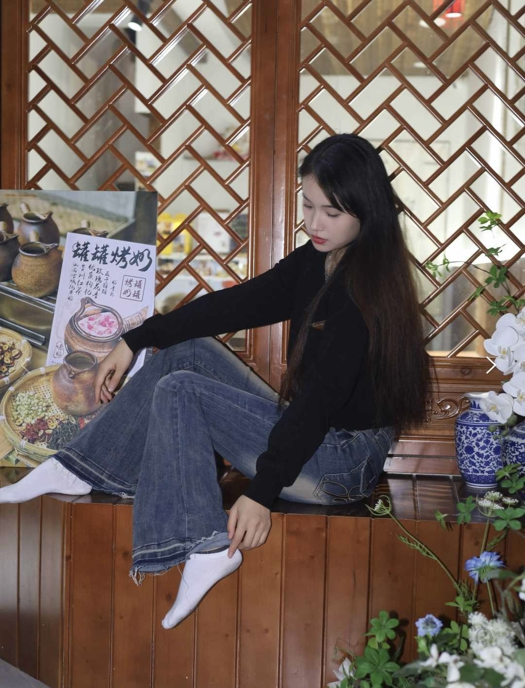 织梦摄影最新-暗夜极光[300P/1V/4.90G]插图1