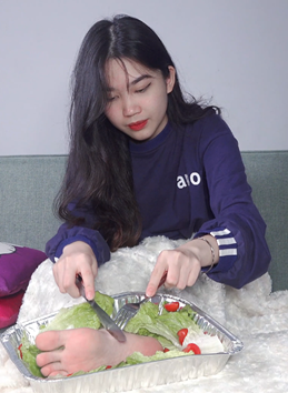 [aapary模拍视频]小莹镁足加面包沙拉酱[1V/3.55G]插图3