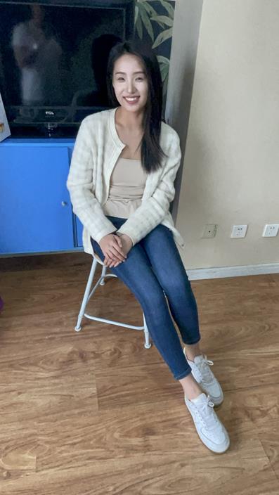 小麦學姐tk，一如既往的怕痒，痒到爆粗[34P/1V/1.89G]插图8