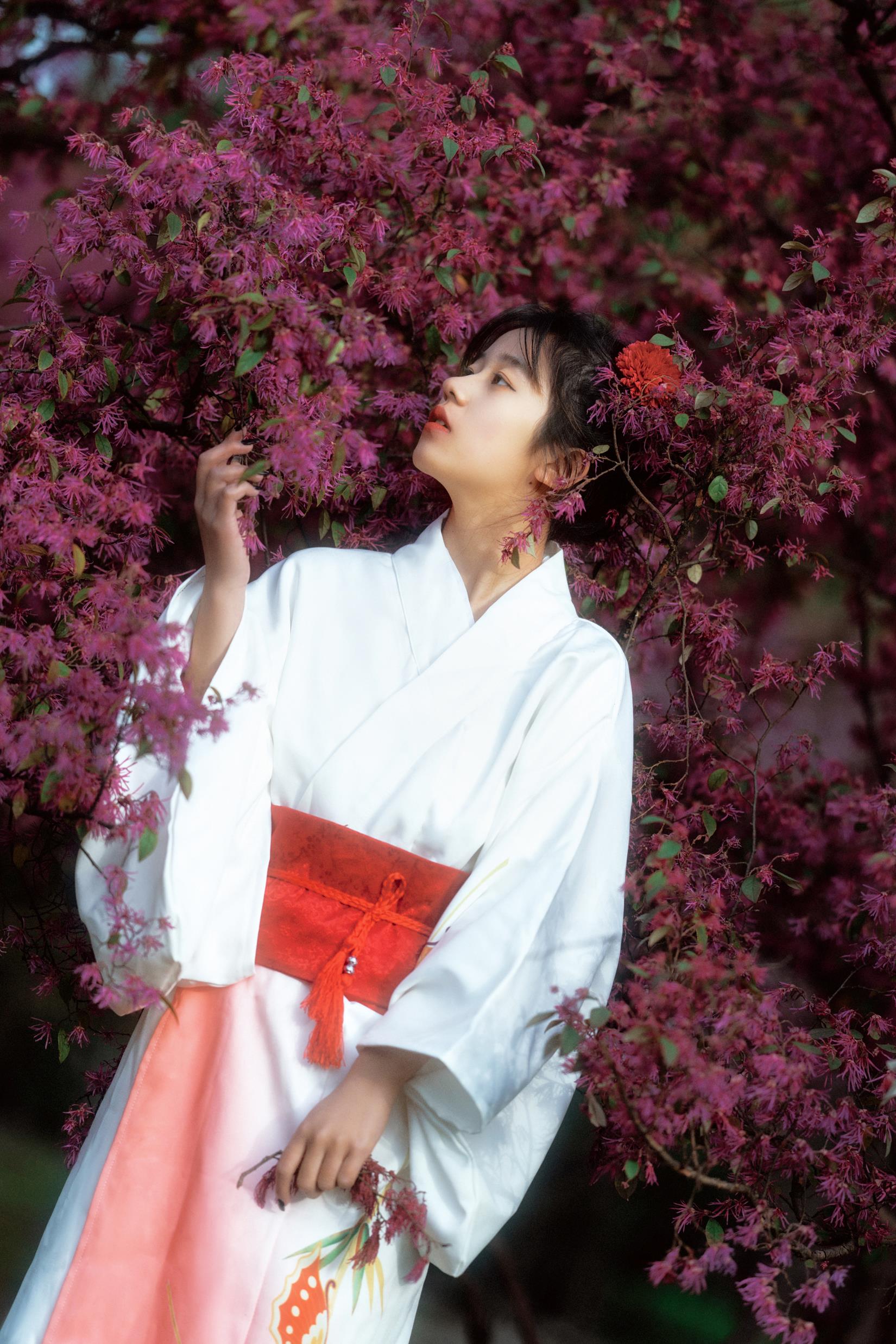 [YITUYU艺图语]2022.10.29 春日花 z’z’z[23+1P/296MB]插图