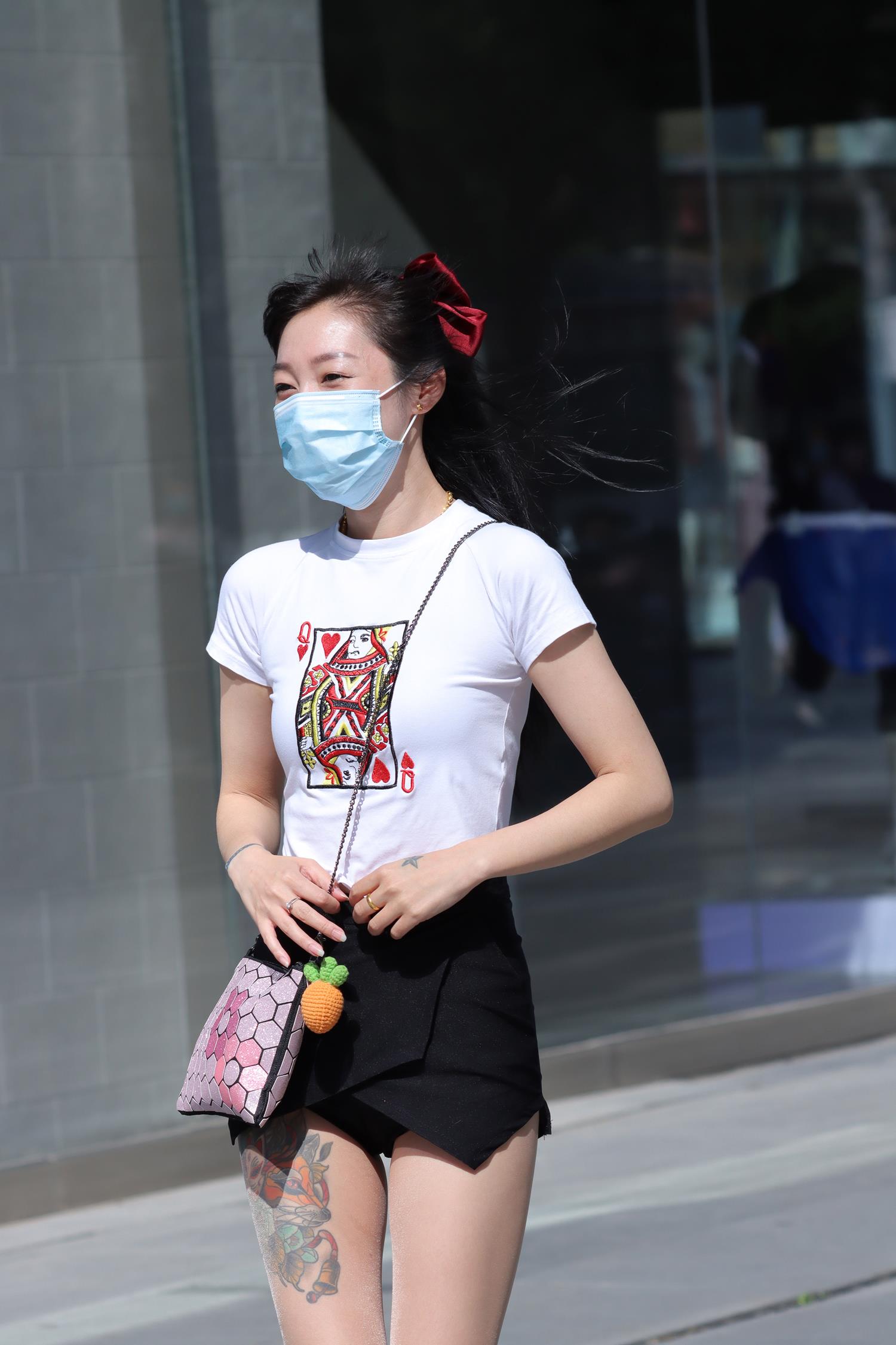 精选街拍作品 NO.3797 黑色热裤肉丝高跟纹身[132P/216MB]插图4