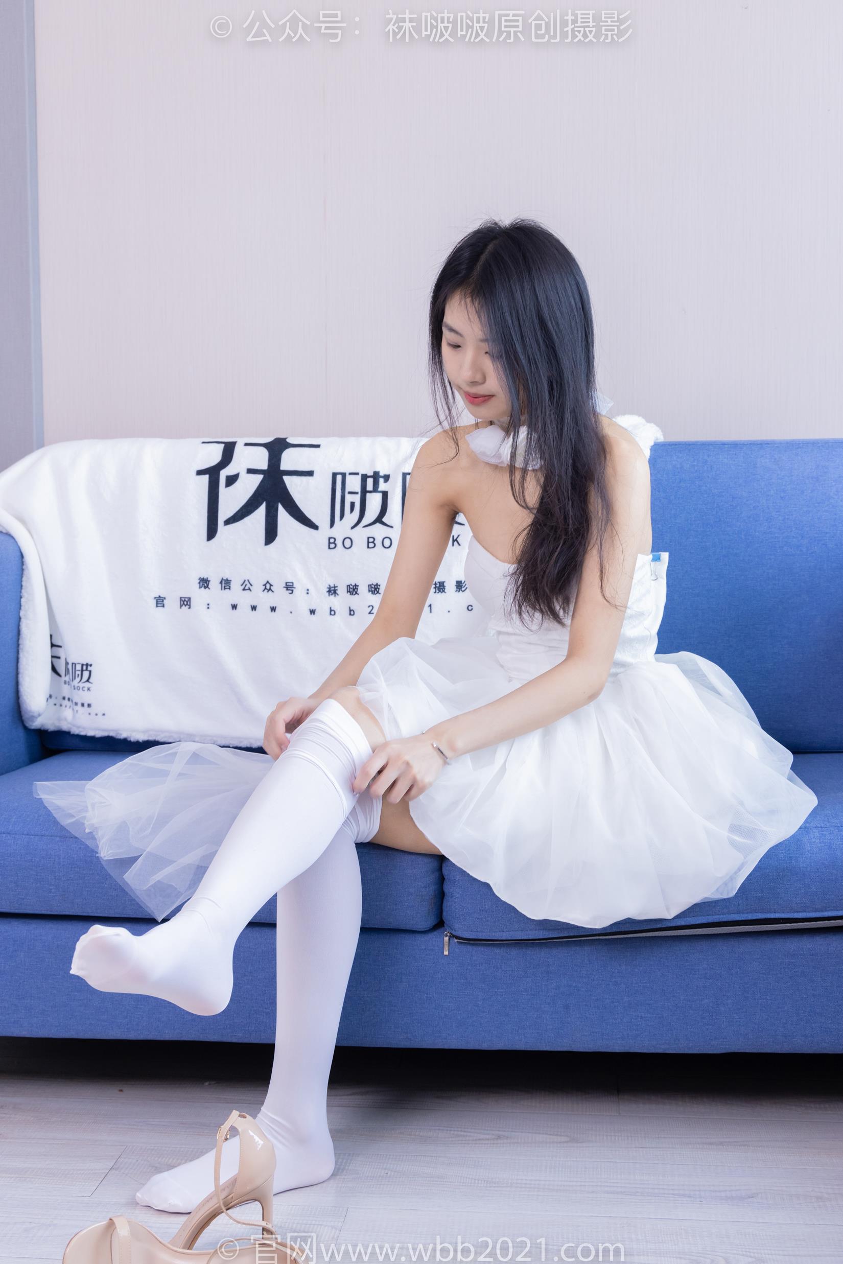 [BoBoSocks袜啵啵]NO.409 奶油-两双高跟鞋、厚白丝大腿袜、裸足[198P/1V/8.28GB]插图