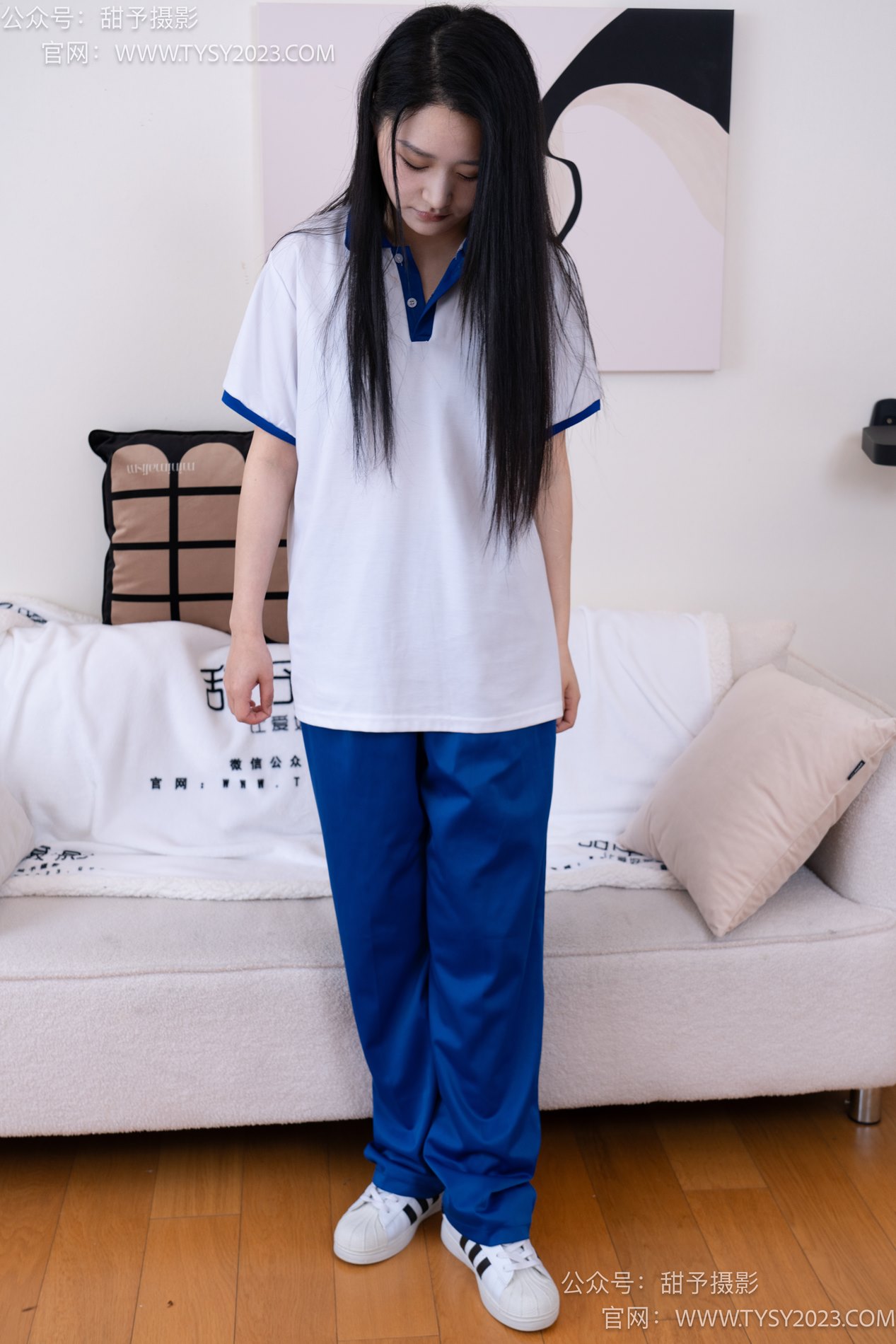 甜予摄影-完整版-102期：澜澜-板鞋、白棉袜、肉丝（脚尖微加固款）[126P/2V/9.93G]插图8