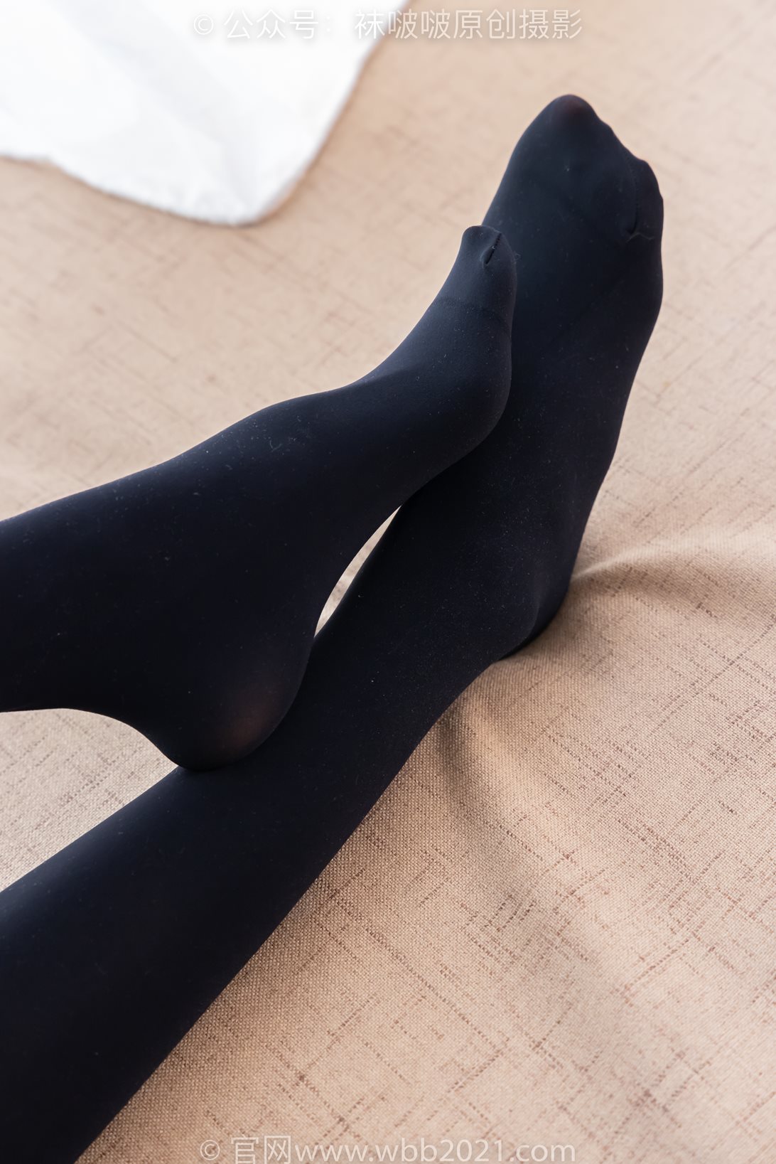袜啵啵432期：稚予-皮鞋、厚黑丝、jk至服超长花絮30分钟 [185P/1V/6.81G]插图7