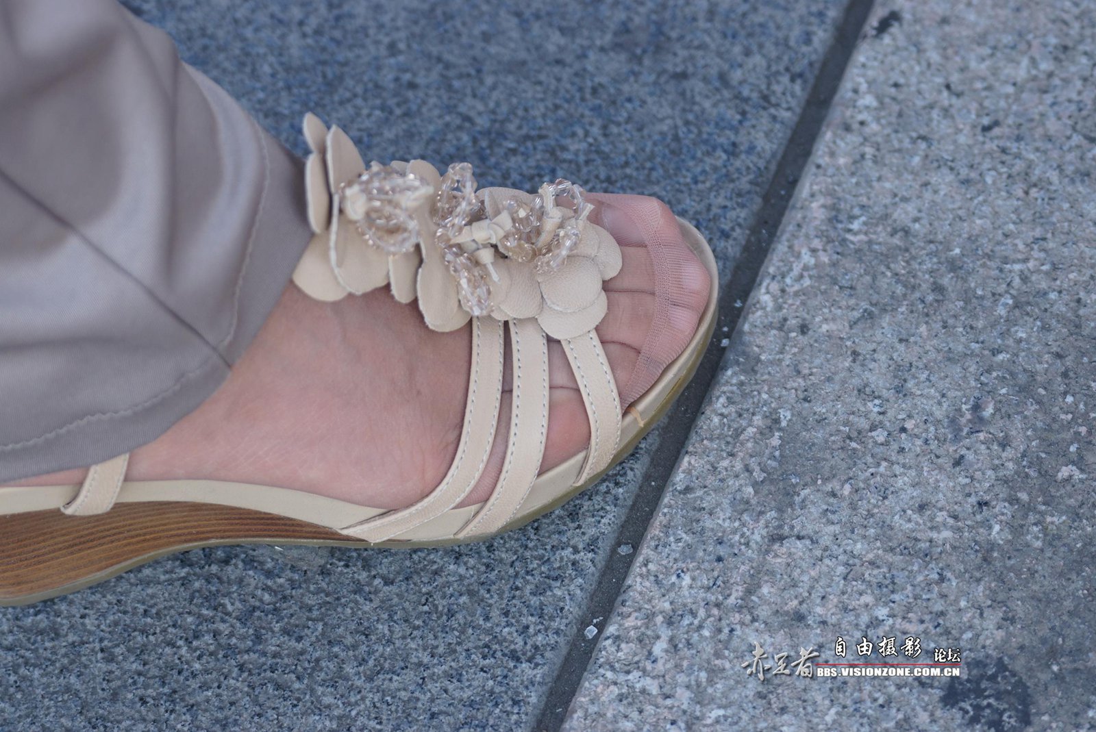 自由摄影 No.272 好有韵味的熟妇丝族凉高 [46P/108MB]插图