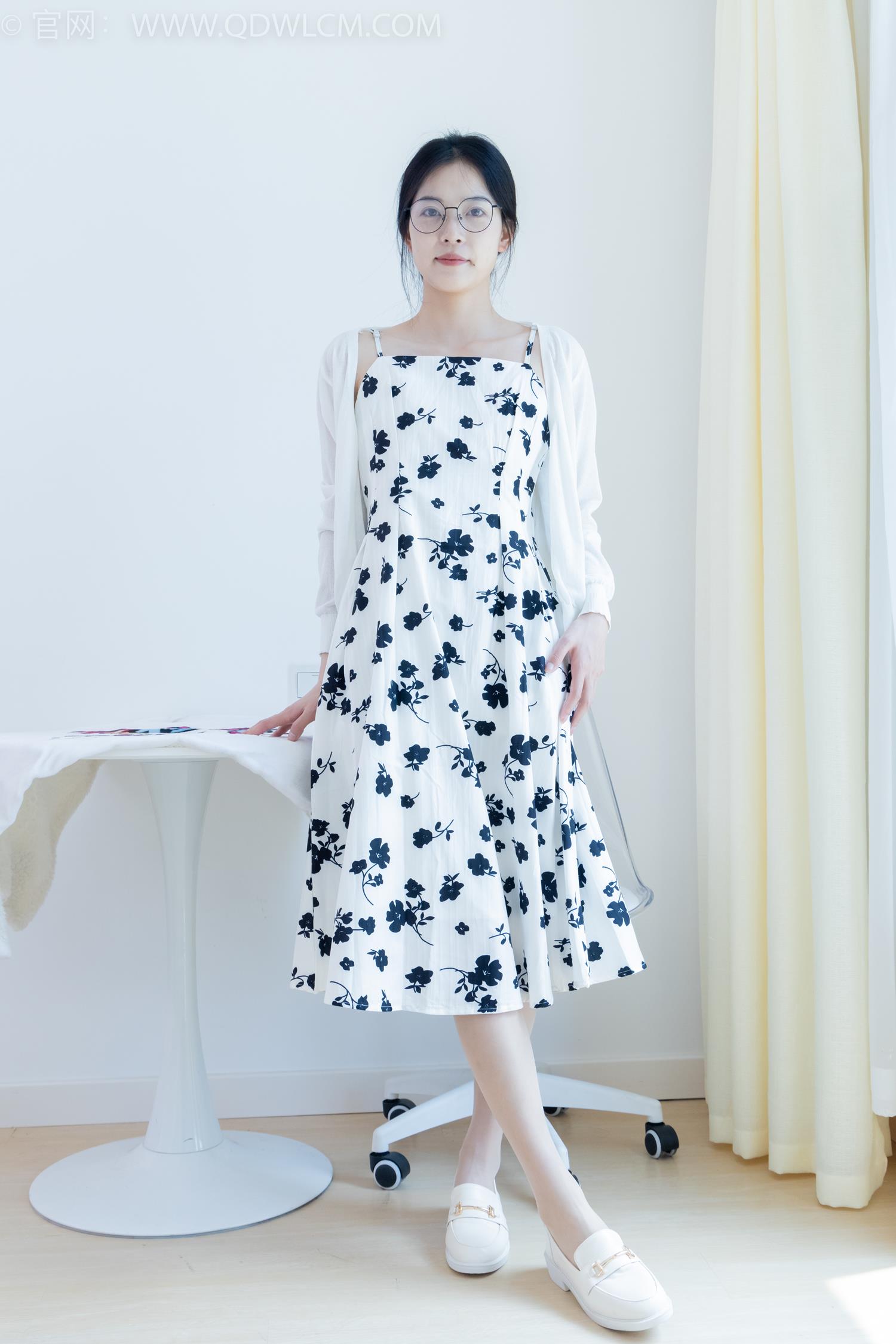 勿恋传媒 NO.2063 茯苓-有你的季节[150P/1V/4.35GB]插图1