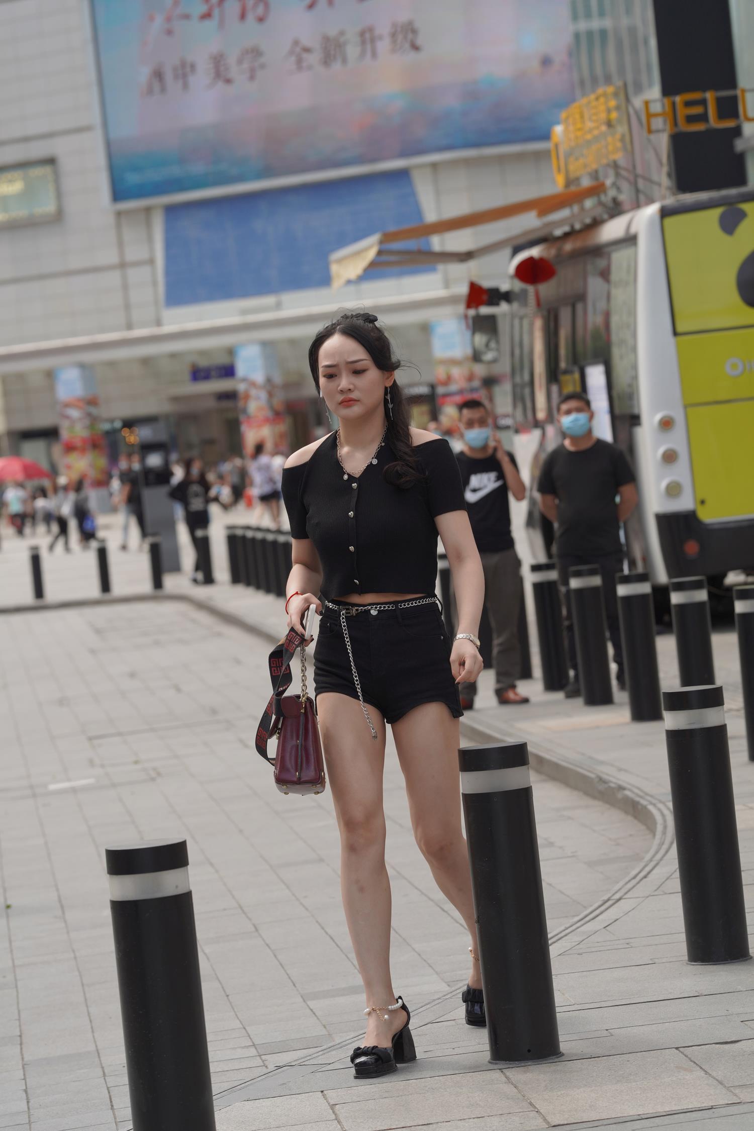 精选街拍作品 NO.4009 简单复古短裤[69P/139MB]插图