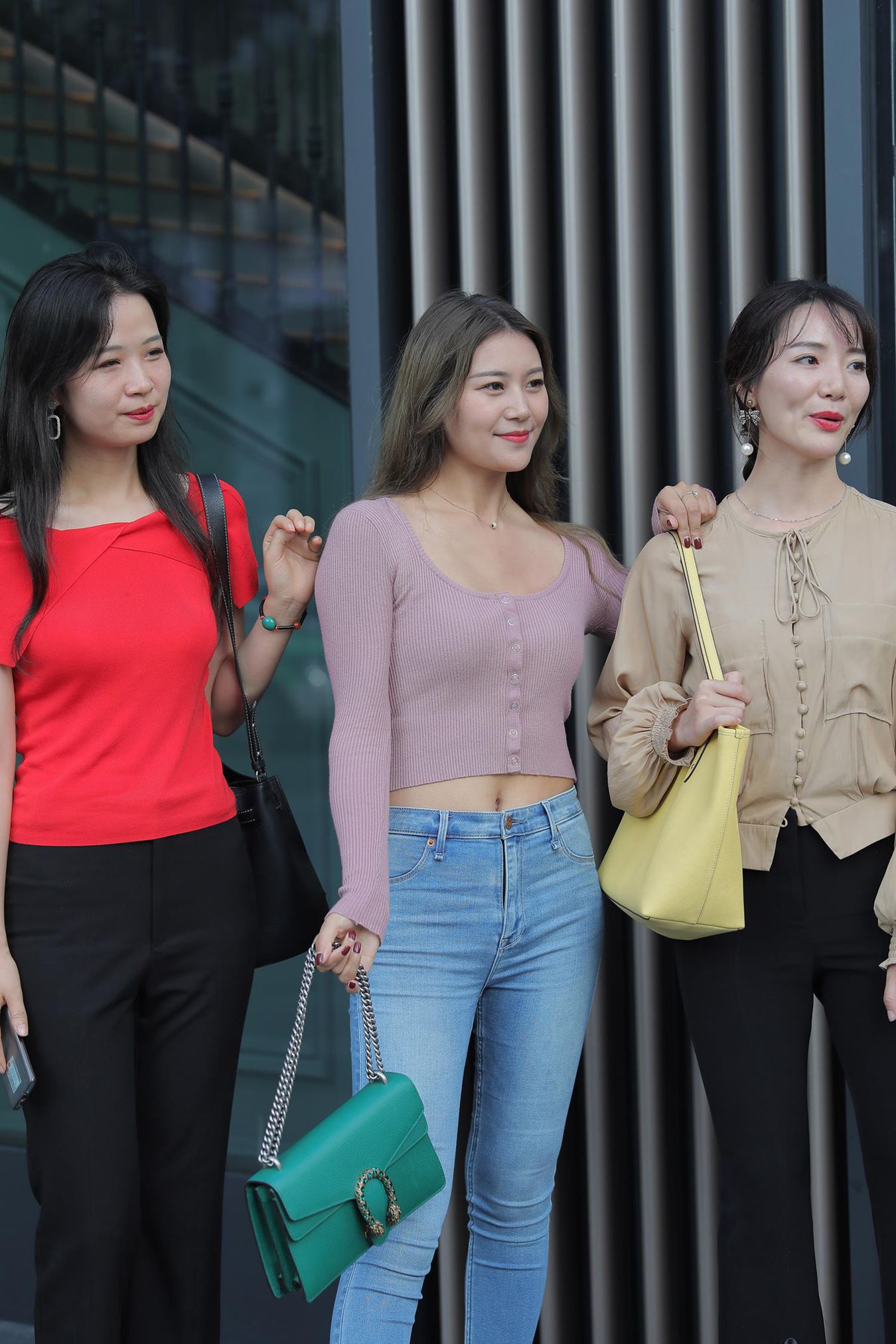 精选街拍作品 NO.3983 牛仔裤好身材[54P/95MB]插图