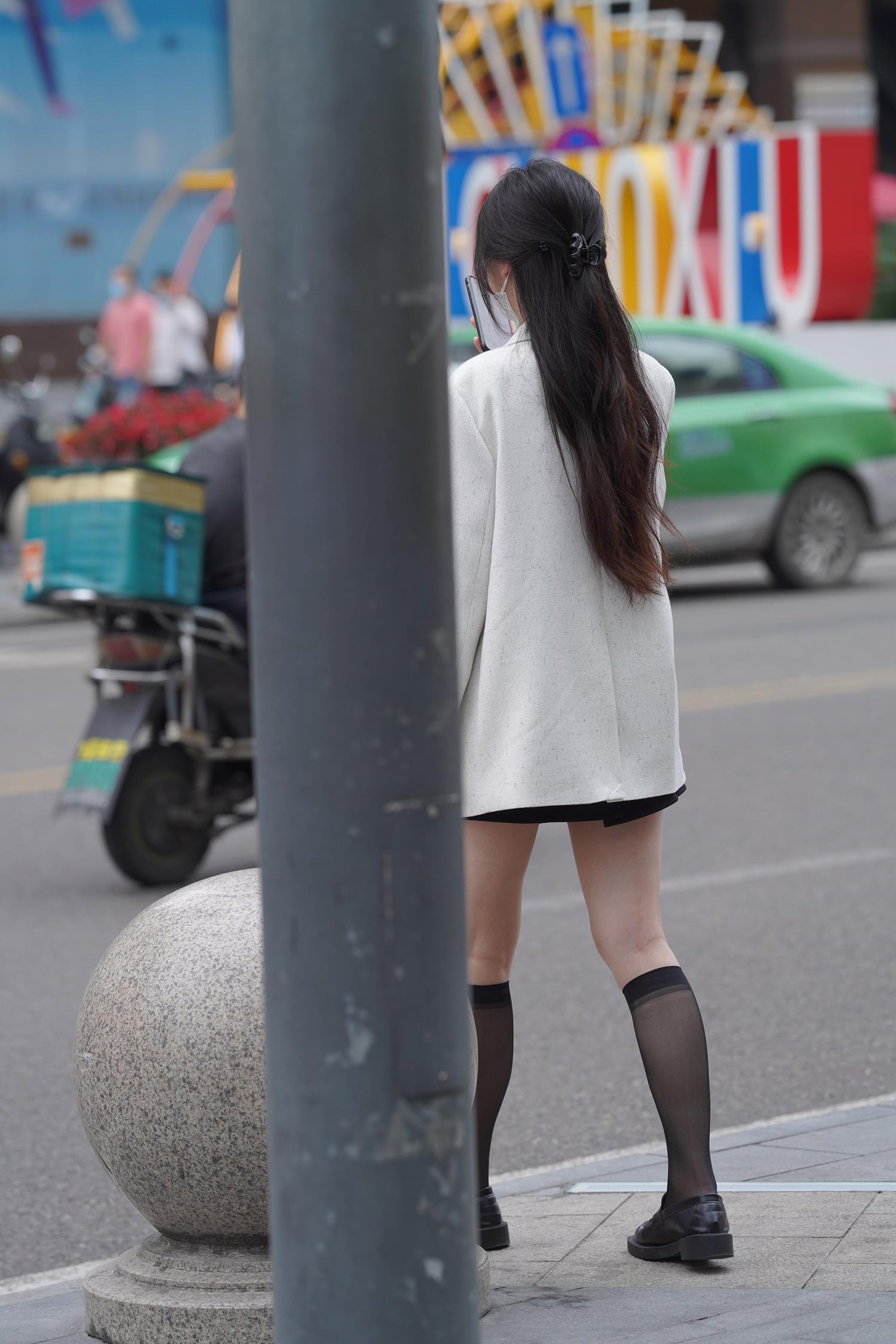 精选街拍作品 NO.3932 白色西装外套[35P/100MB]插图1