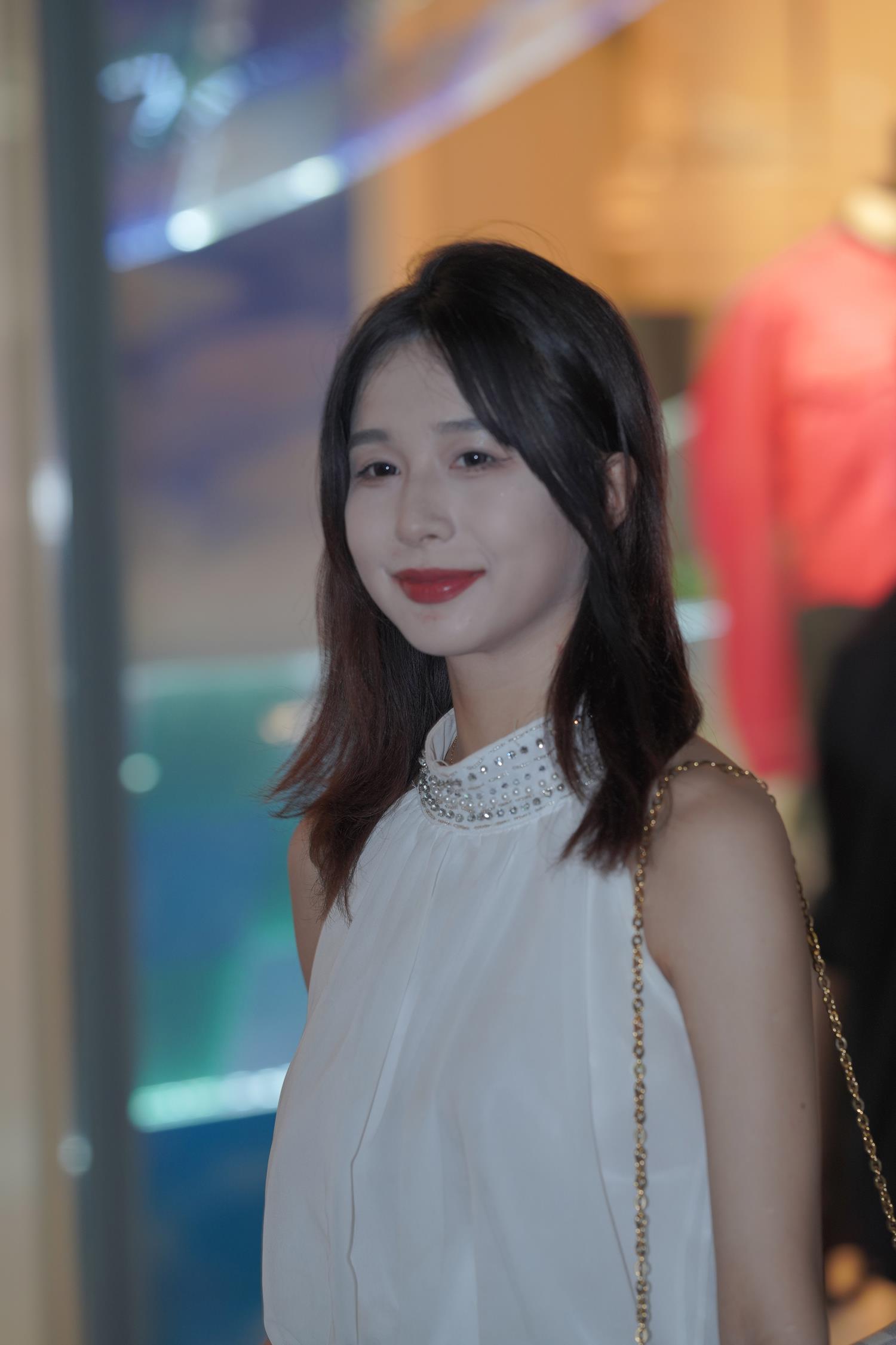 精选街拍作品 NO.4000 高挑精致靓丽[104P/236MB]插图1