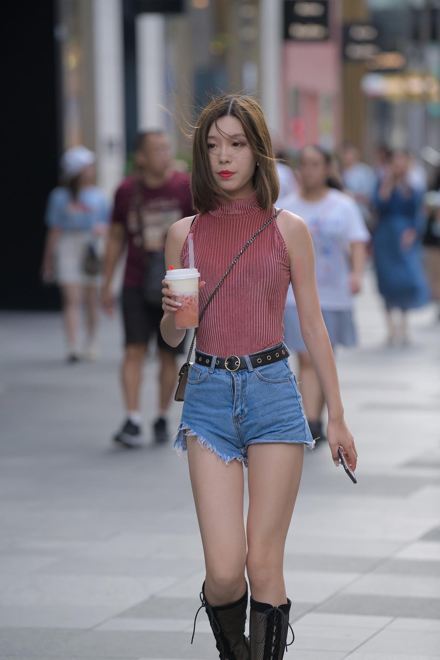 精选街拍作品 NO.3966 青春靓丽网靴短裤[83P/176MB]插图2