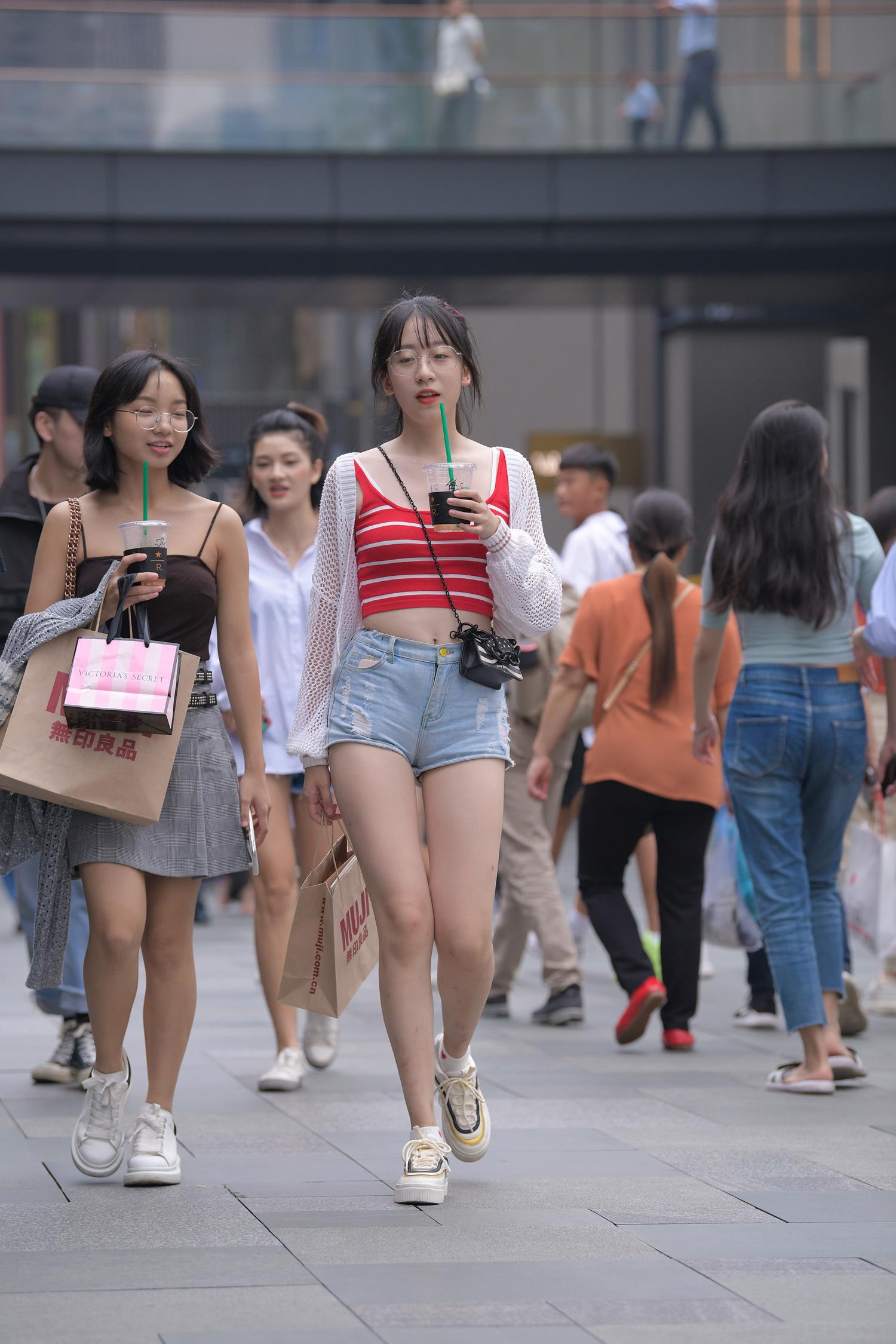 精选街拍作品 NO.3886 青春靓丽少女[104P/276MB]插图3