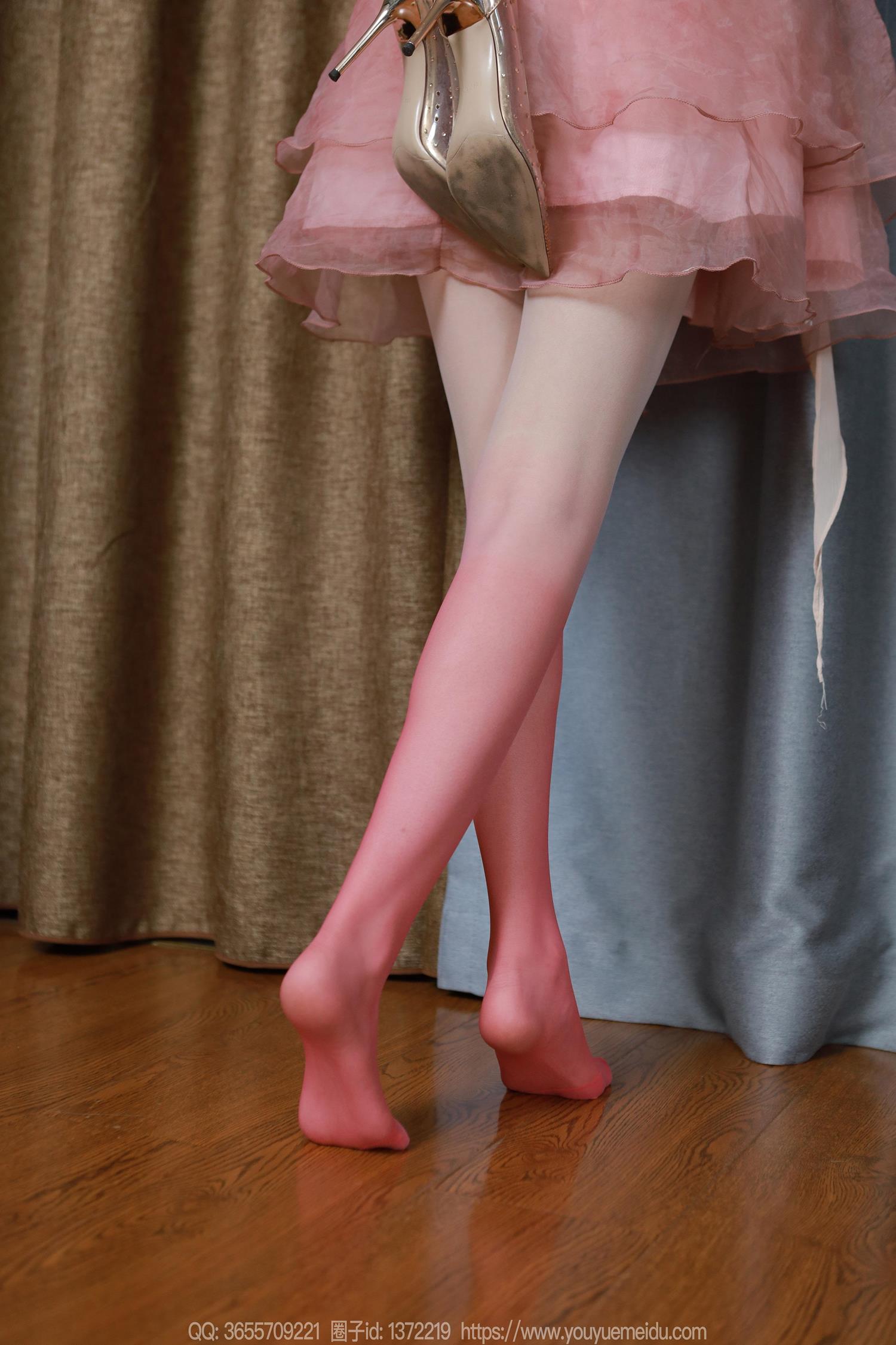 [IESS异思趣向] 2024.08.08 丝享家1815：团团《粉白渐变（下）》[85P/80MB]插图