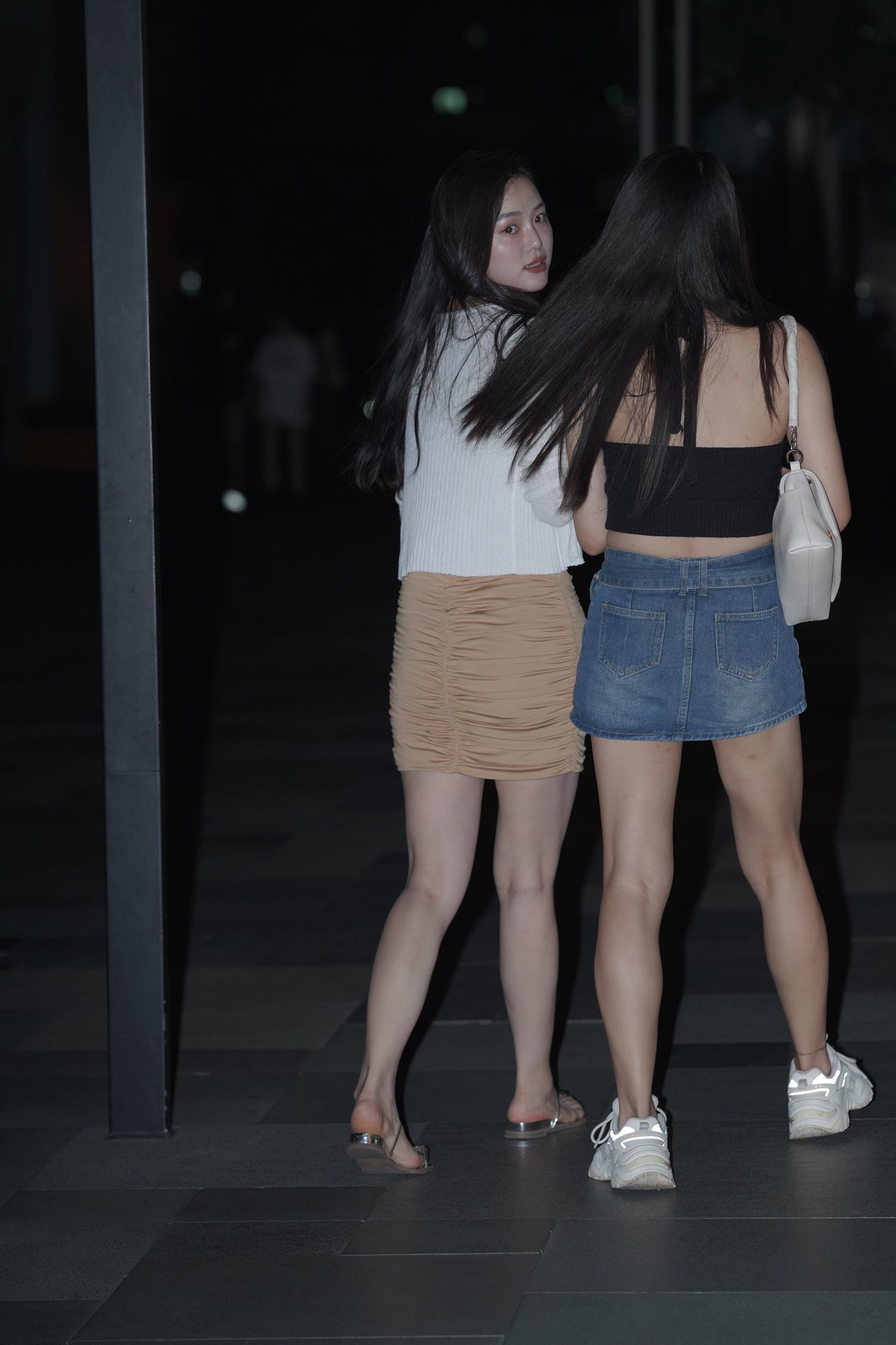 精选街拍作品 NO.3973 时尚褶皱裙[104P/259MB]插图3