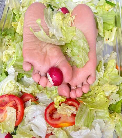 地瓜小朋友 盐焗玉足+沙拉玉足合你的胃口[82P/1V/1.27G]插图1