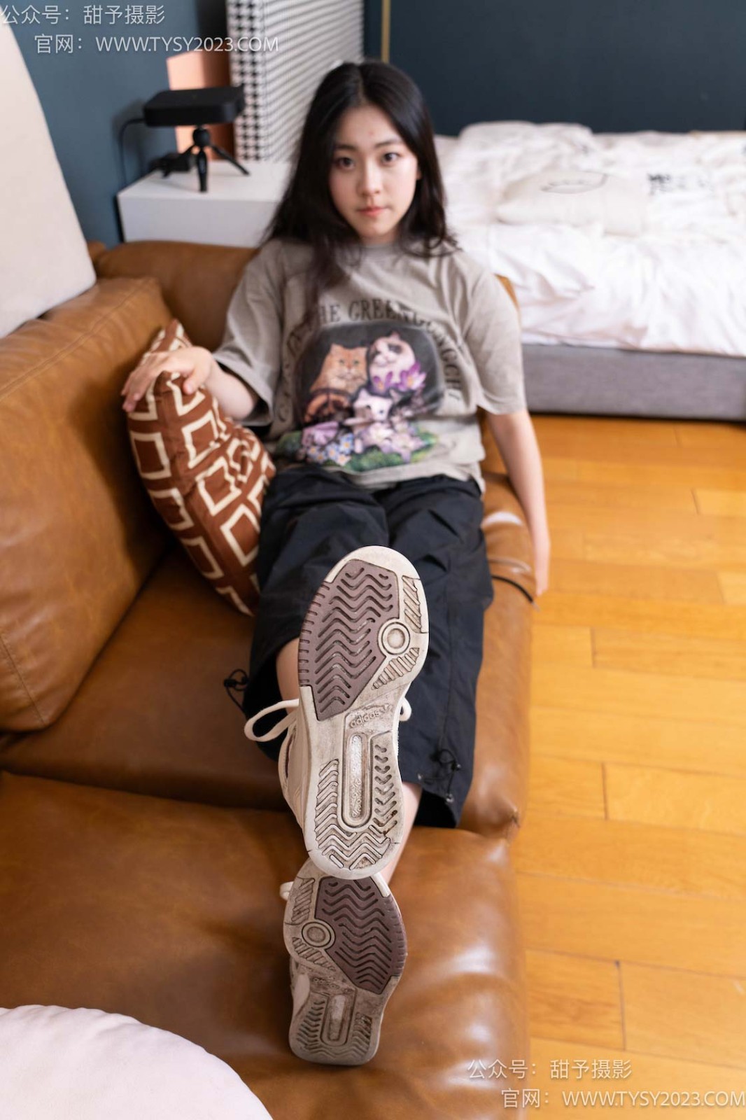 甜予摄影 积分003期 小云-板鞋、白棉袜[129P/2V/9.98GB]插图