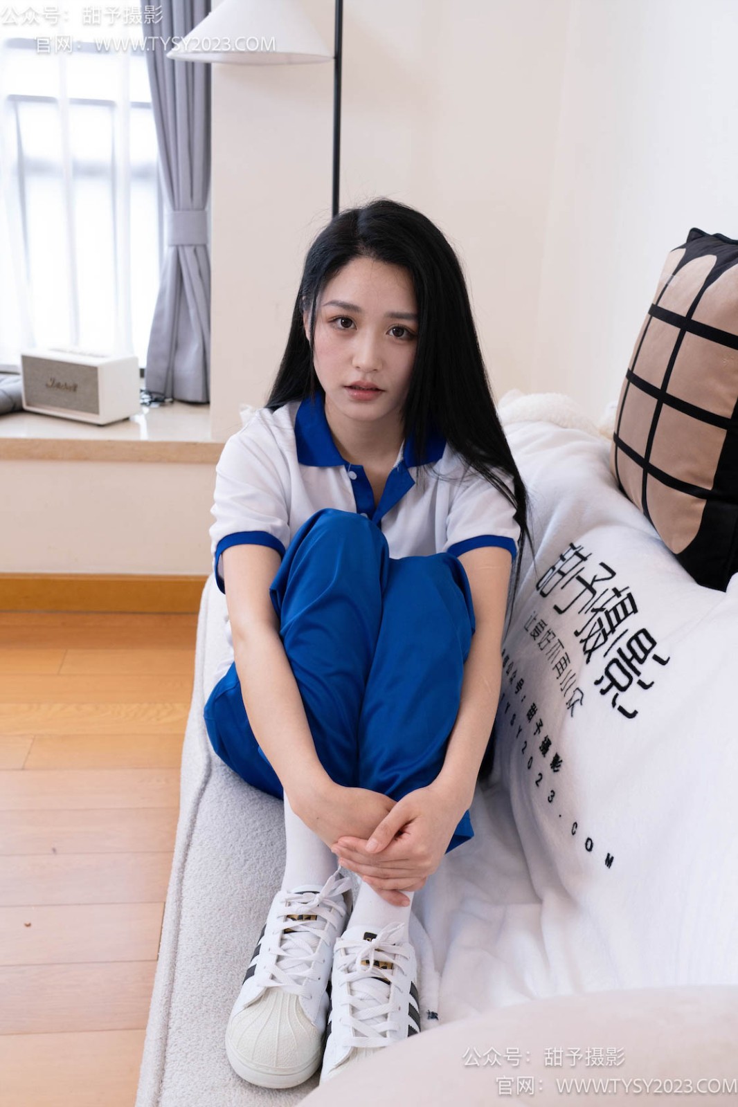 甜予摄影 NO.102 澜澜-板鞋、白棉袜、肉丝（脚尖加固款）[126P/2V/9.94GB]插图3