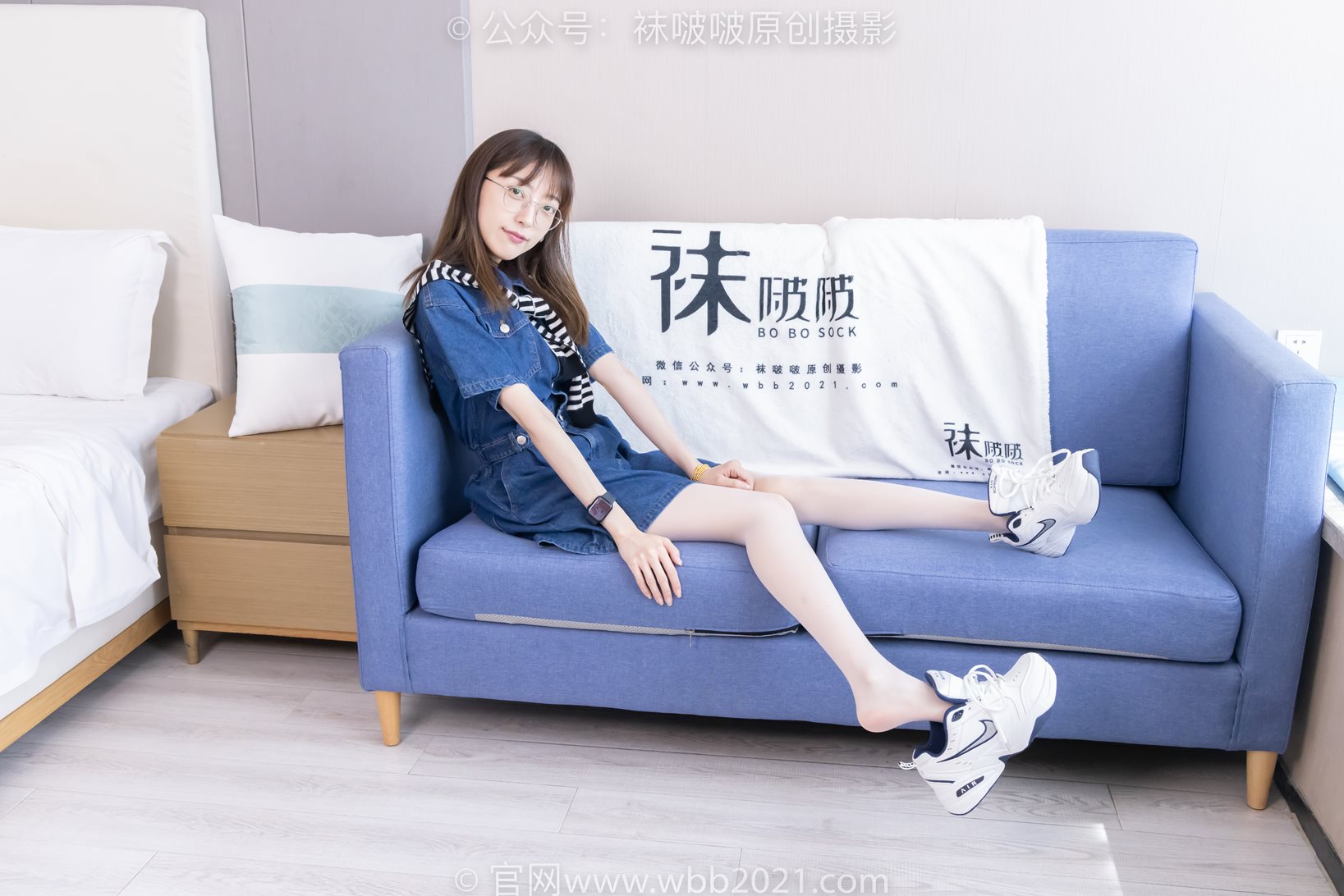 袜啵啵435期：稚予-板鞋、运动鞋、白丝（脚尖加固款）、肉丝（脚尖加固款） [150P/1V/6.25G]插图1