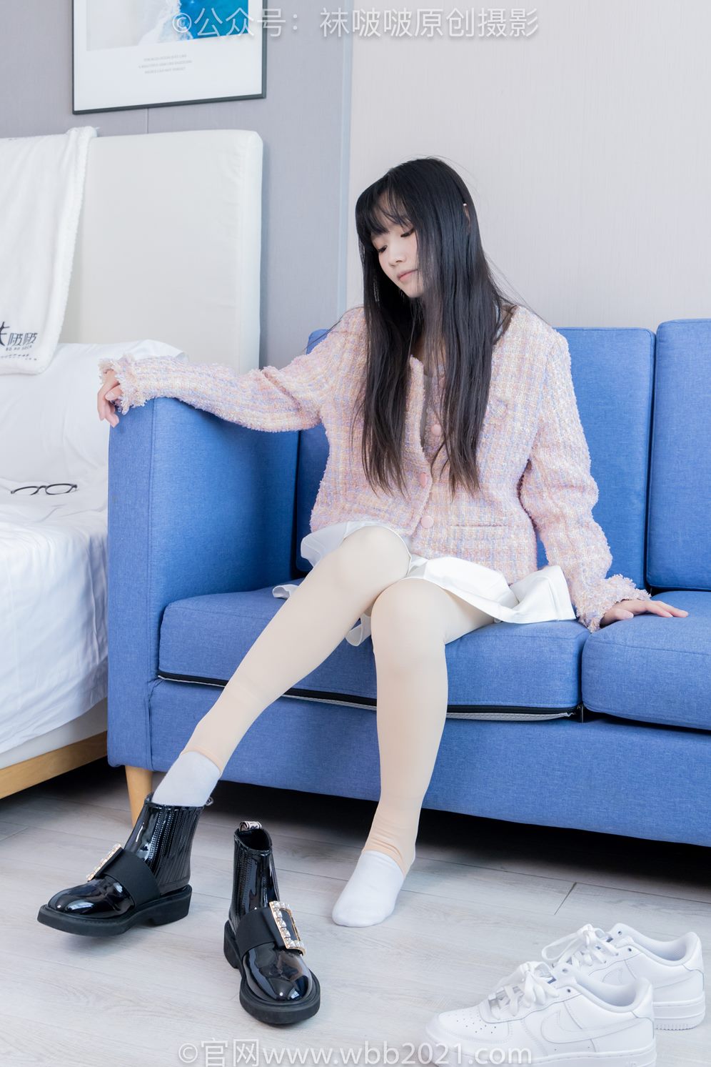 袜啵啵438期：甜甜圈-皮鞋、板鞋、白棉袜、黑色踩脚袜、肉色踩脚袜 [150P/1V/7.27G]插图7