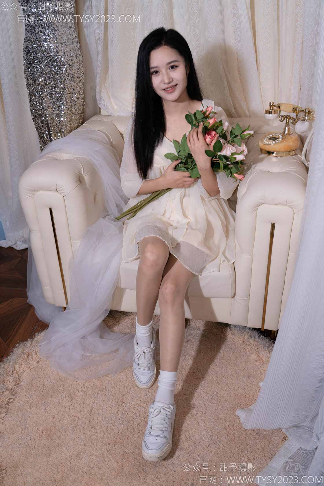 甜予摄影 NO.112 澜澜-板鞋、白棉袜、肉丝（脚尖加固款）[125P/2V/9.88GB]插图