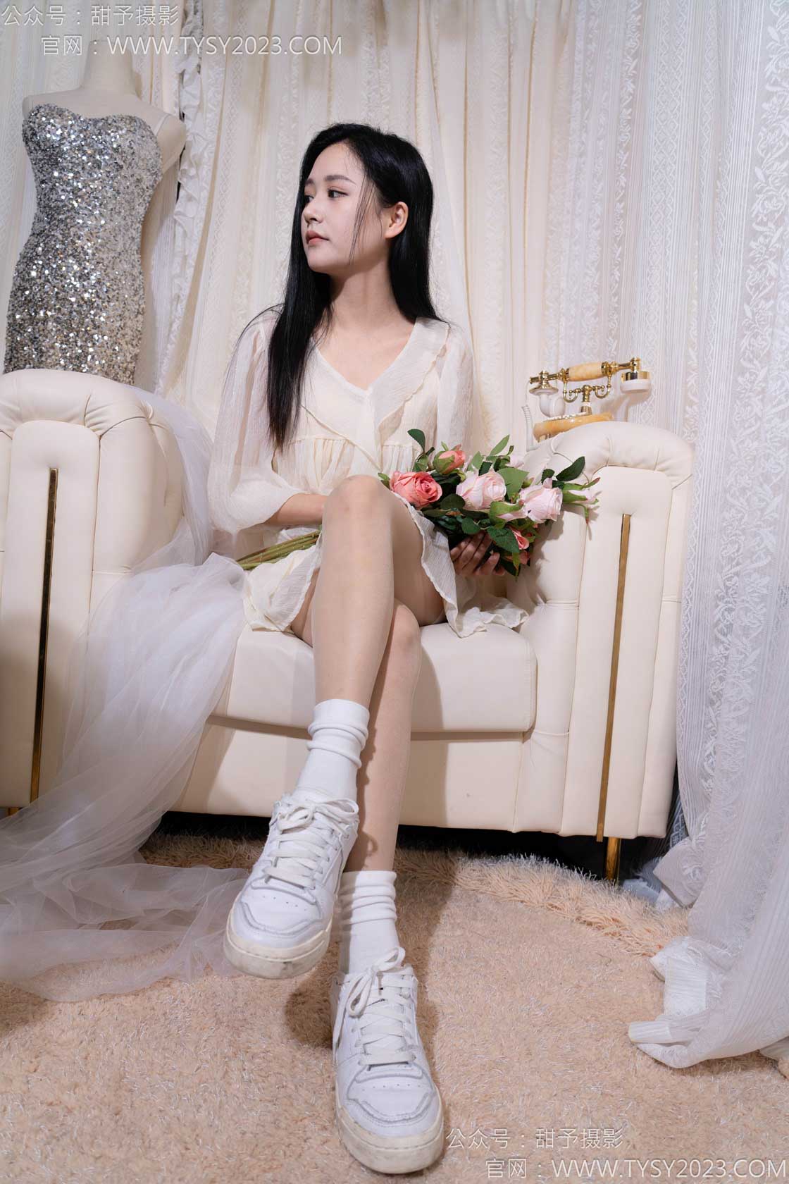 甜予摄影 NO.112 澜澜-板鞋、白棉袜、肉丝（脚尖加固款）[125P/2V/9.88GB]插图1